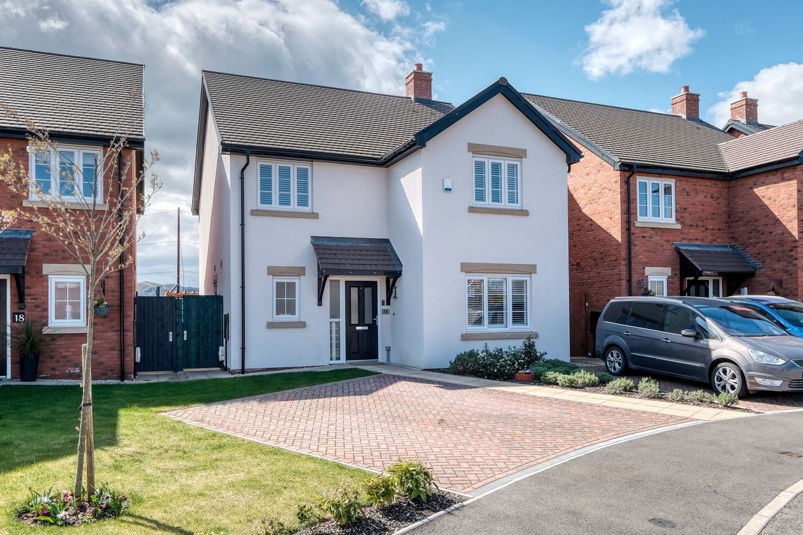 Old Bank Close, Bransford, Worcester, WR6 5DD