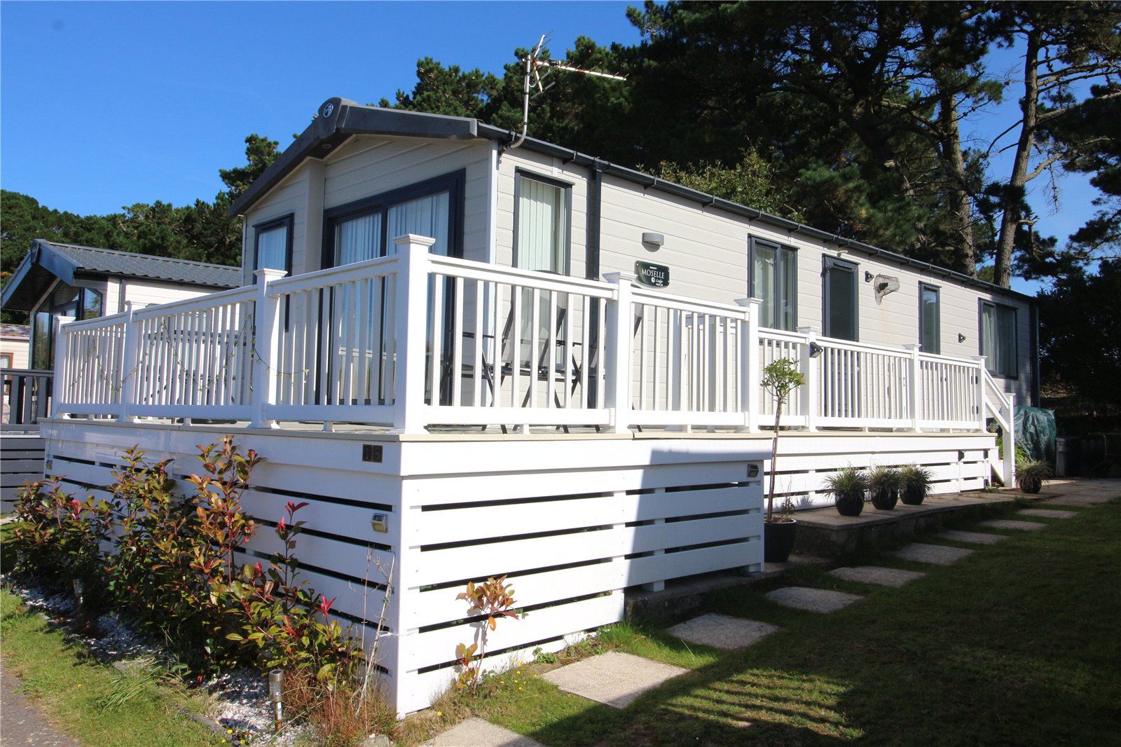 Seabreeze, Shorefield, Near Milford On Sea, Hampshire, SO41 0LH