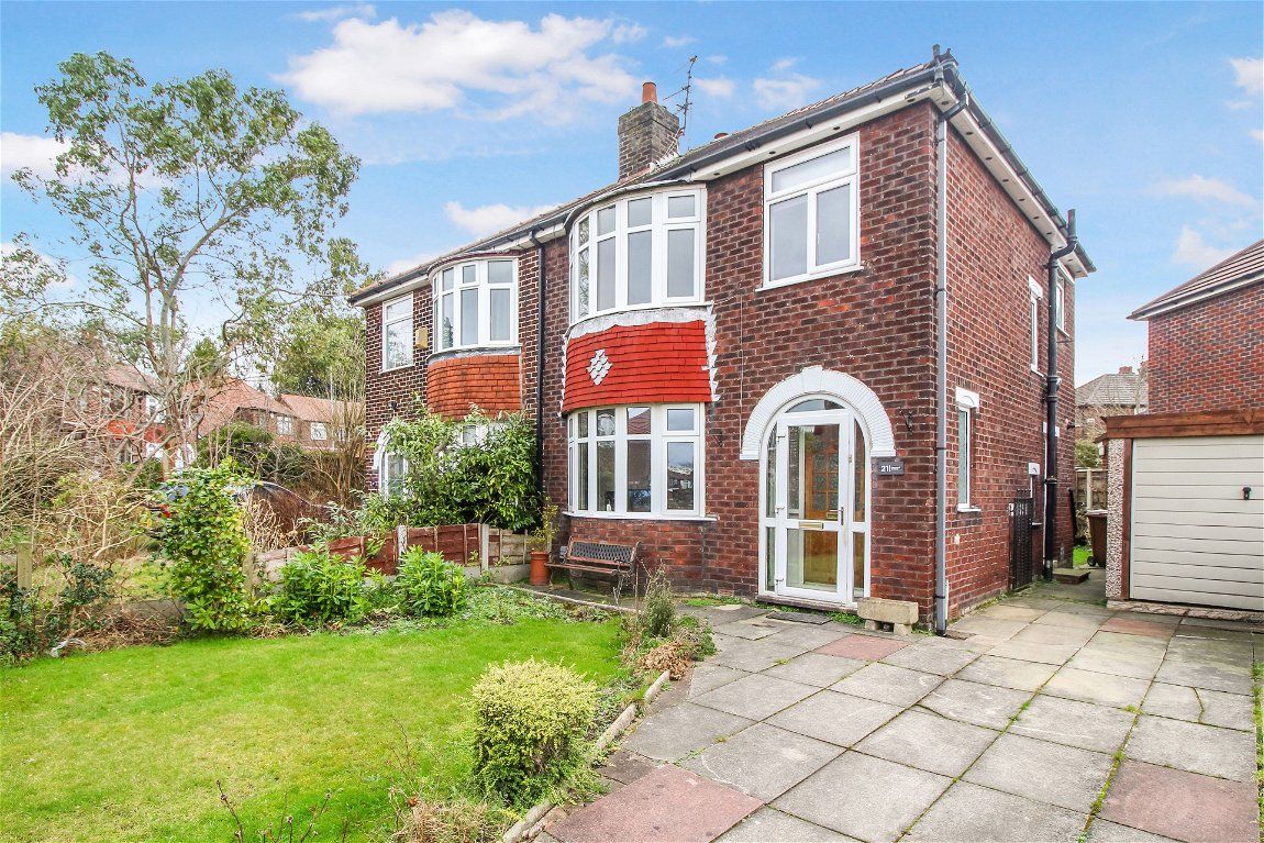 Cromwell Avenue, Gatley, SK8 4BS