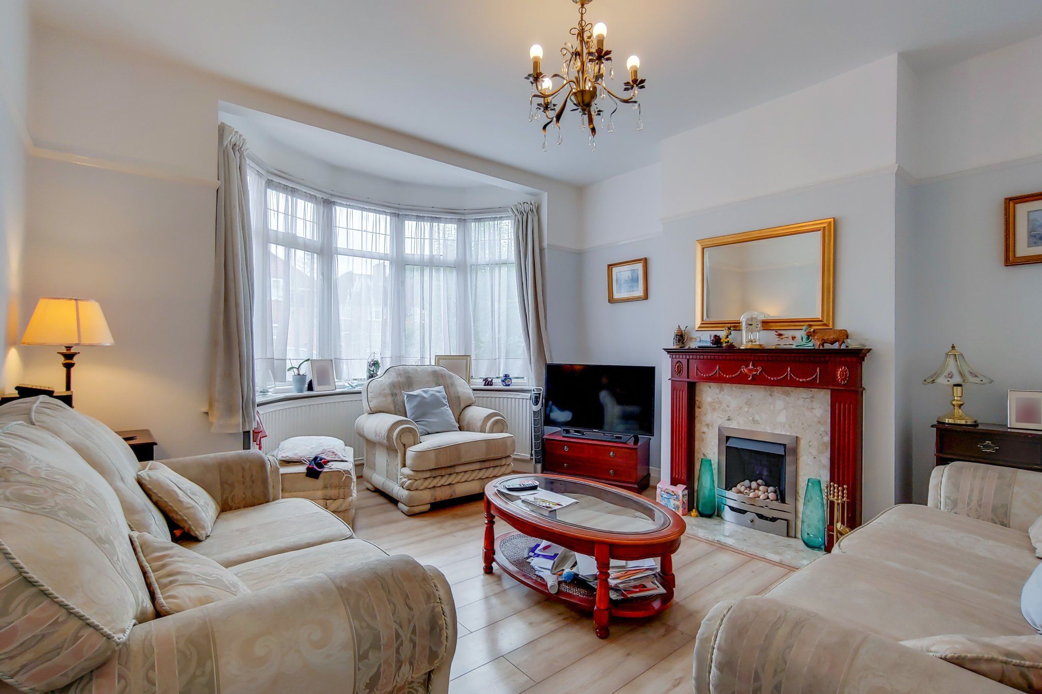 Greenford Avenue, Hanwell, LONDON, W7 3AA