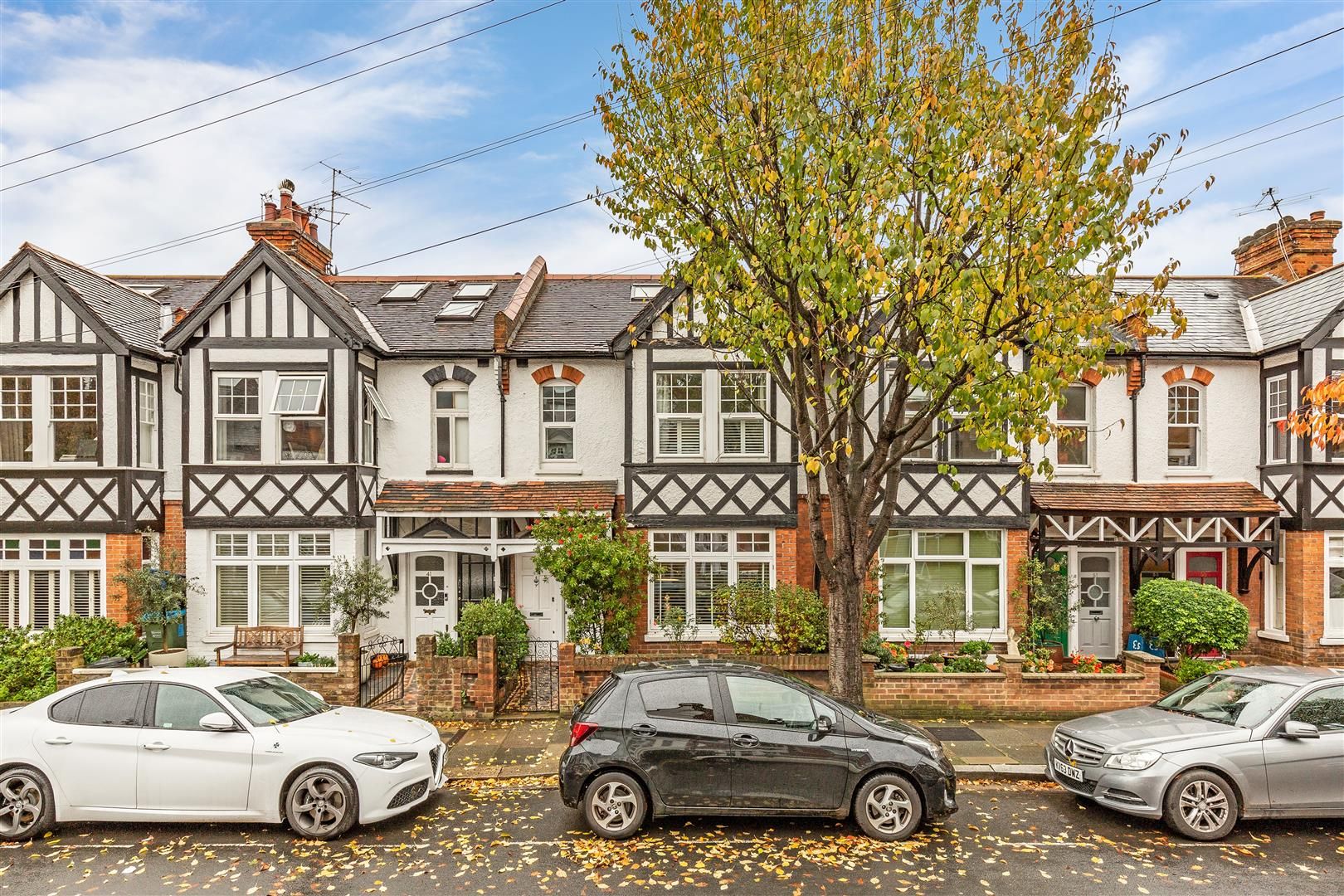 Properties for sale in Mortlake James Anderson