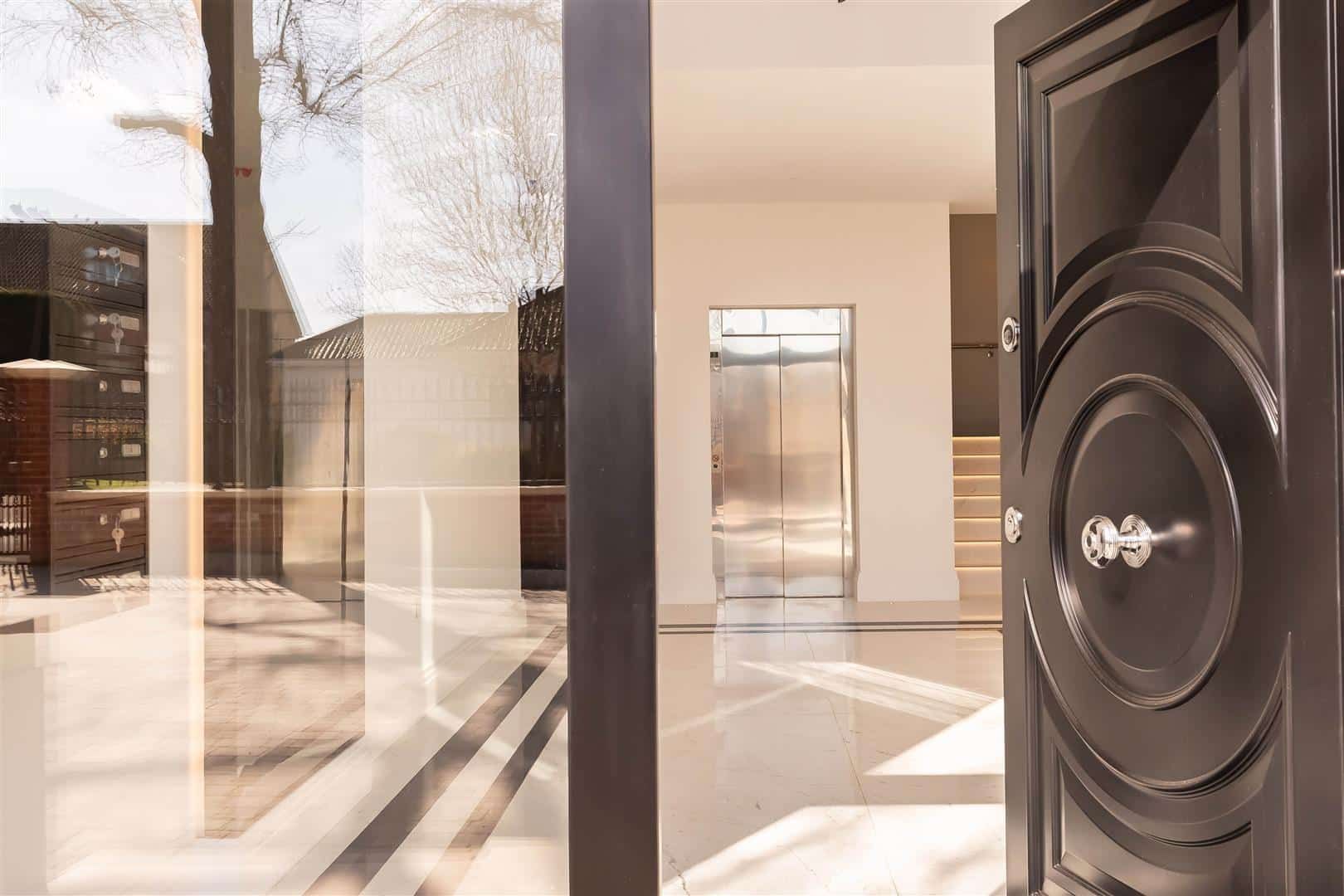 2 bed flat for sale in Tamara Court, Stradbroke Drive, Chigwell