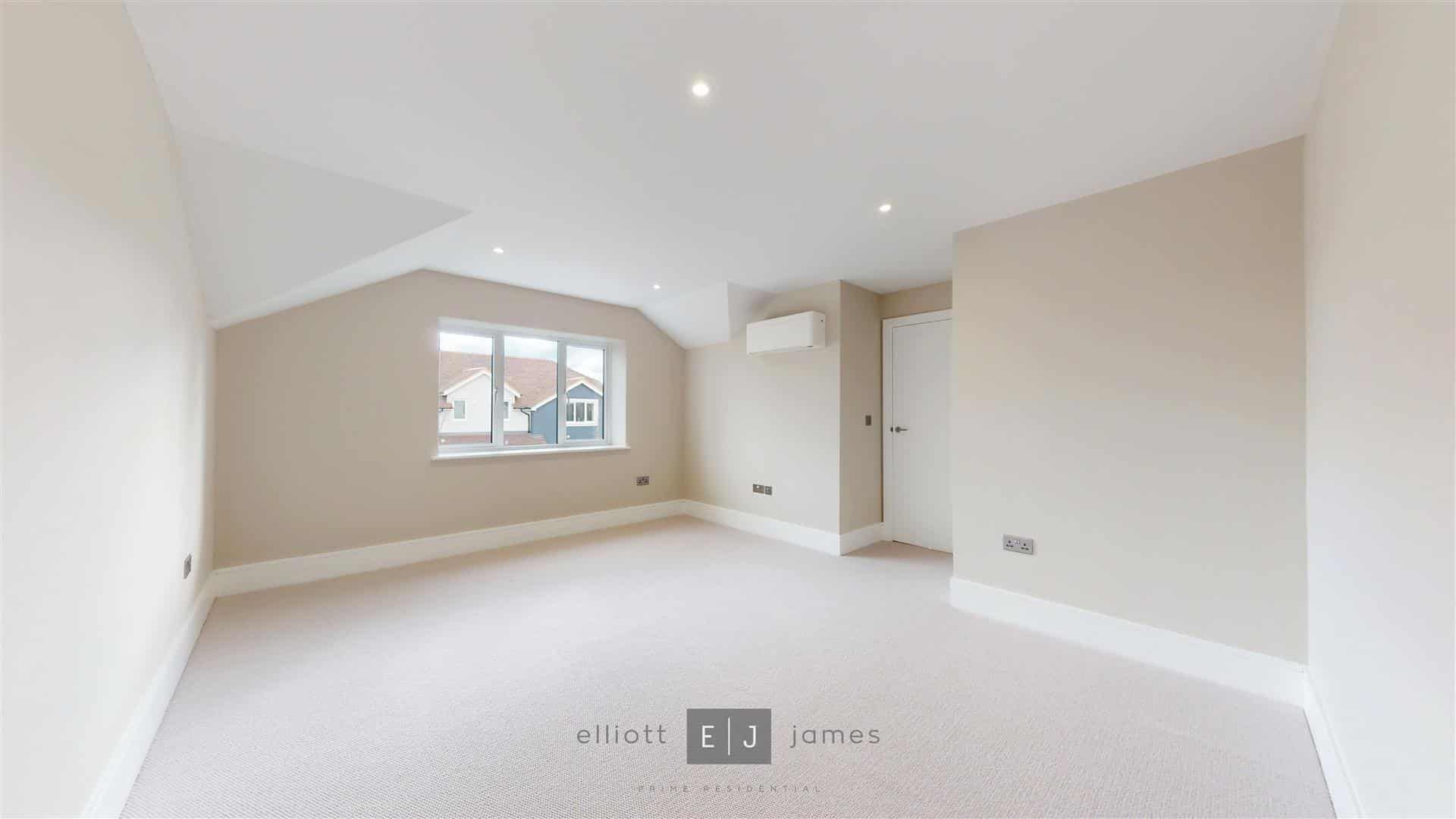 3 bed semidetached house for sale in Meadowcroft Gardens, High Beech