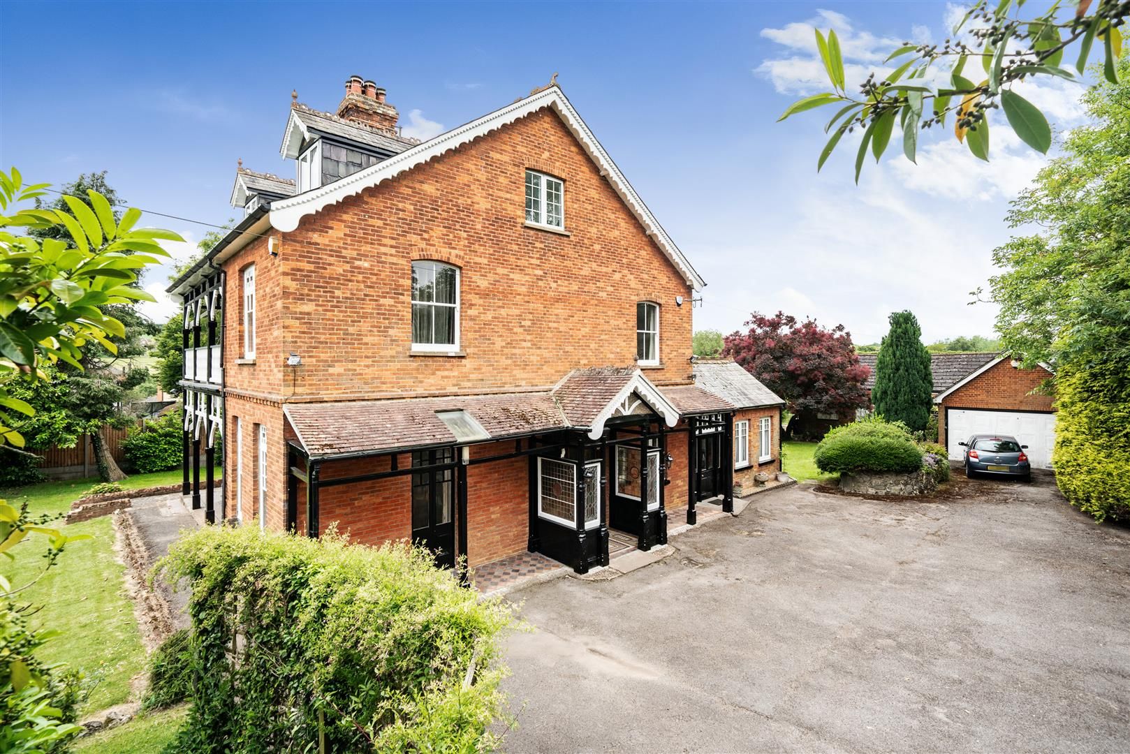 6 bed detached house for sale in Farleigh Lane, Maidstone Simon