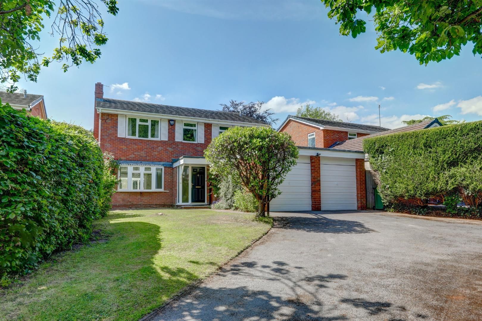 Beconsfield Close, Dorridge, Solihull, Solihull, B93 8QZ