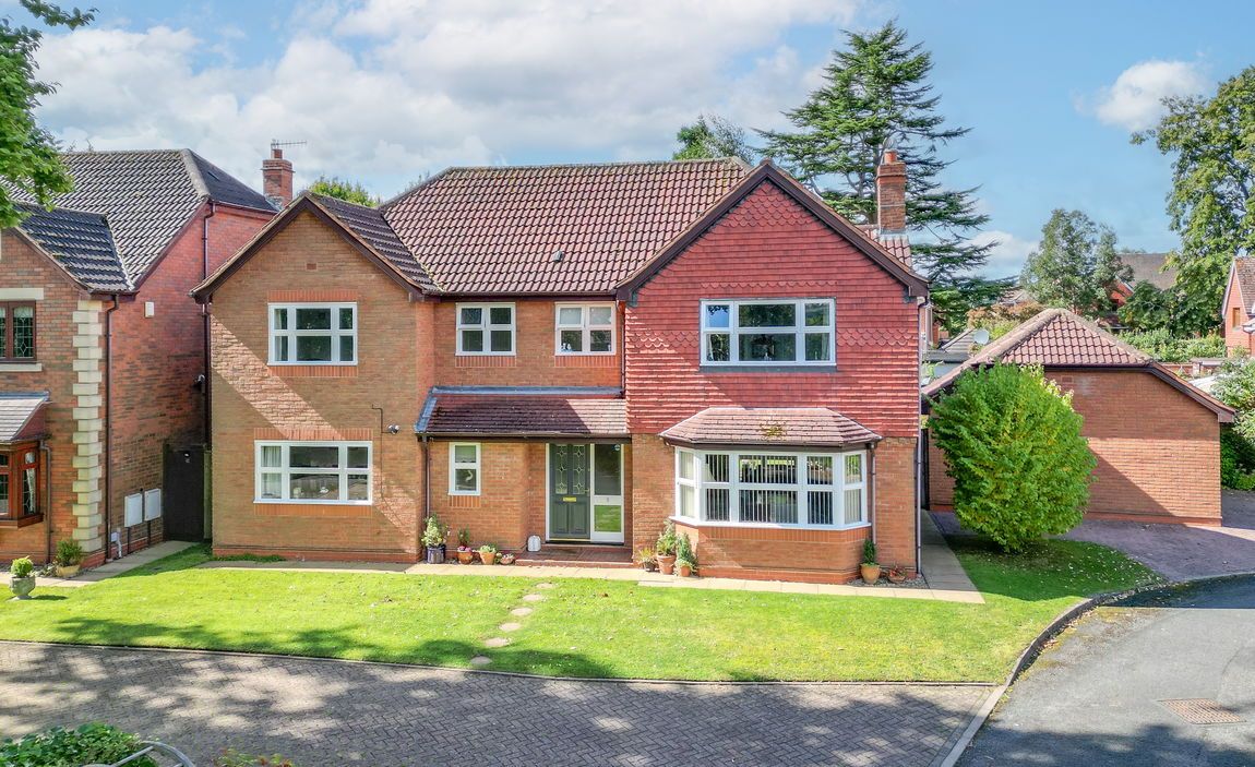 Whitford Gardens, Bromsgrove, B61 7LE