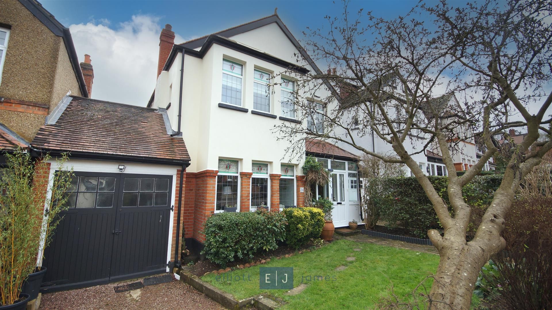 4 bed detached house for sale in The Avenue, Loughton Elliott James