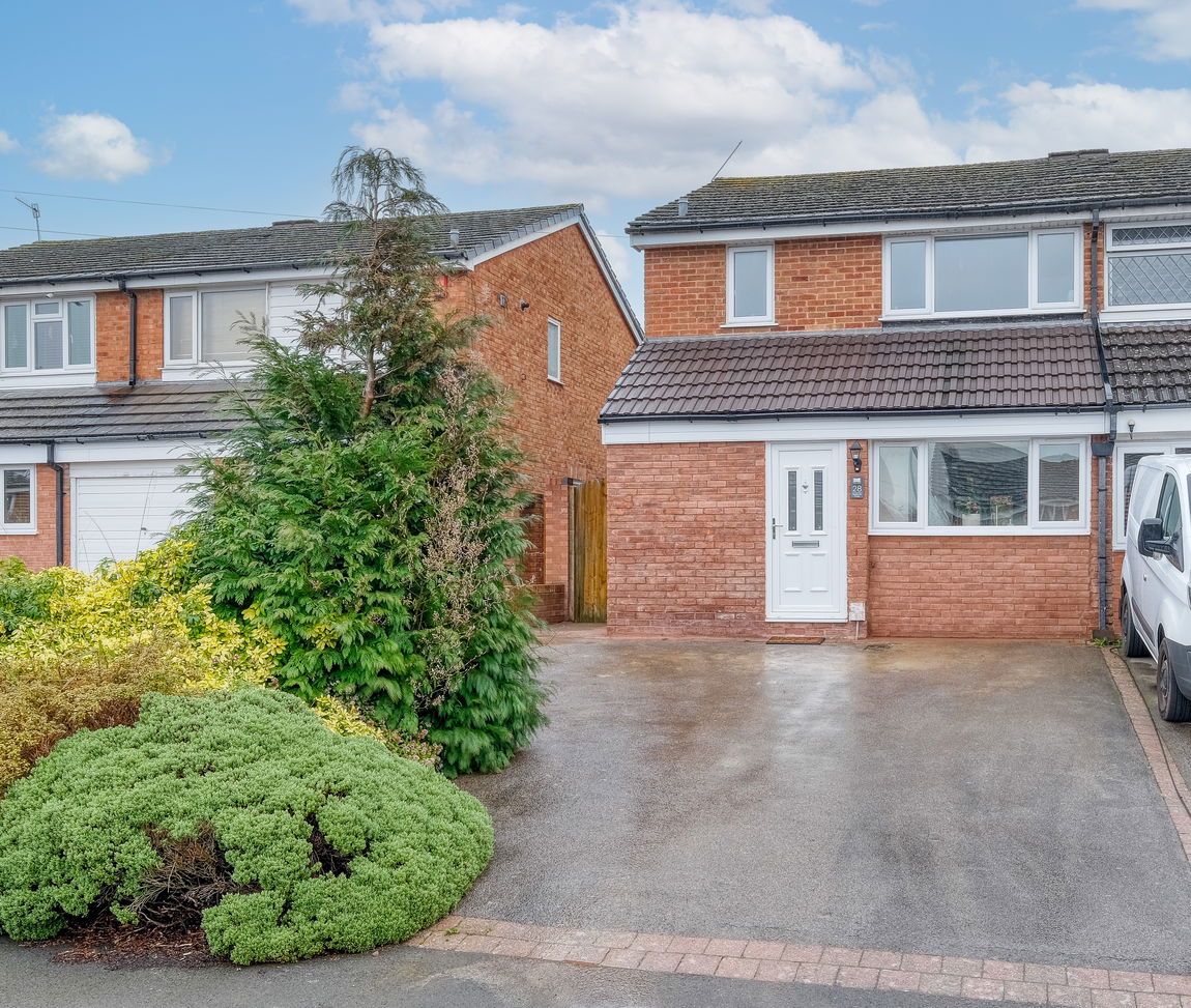 Redland Close, Marlbrook, Bromsgrove, B60 1DZ