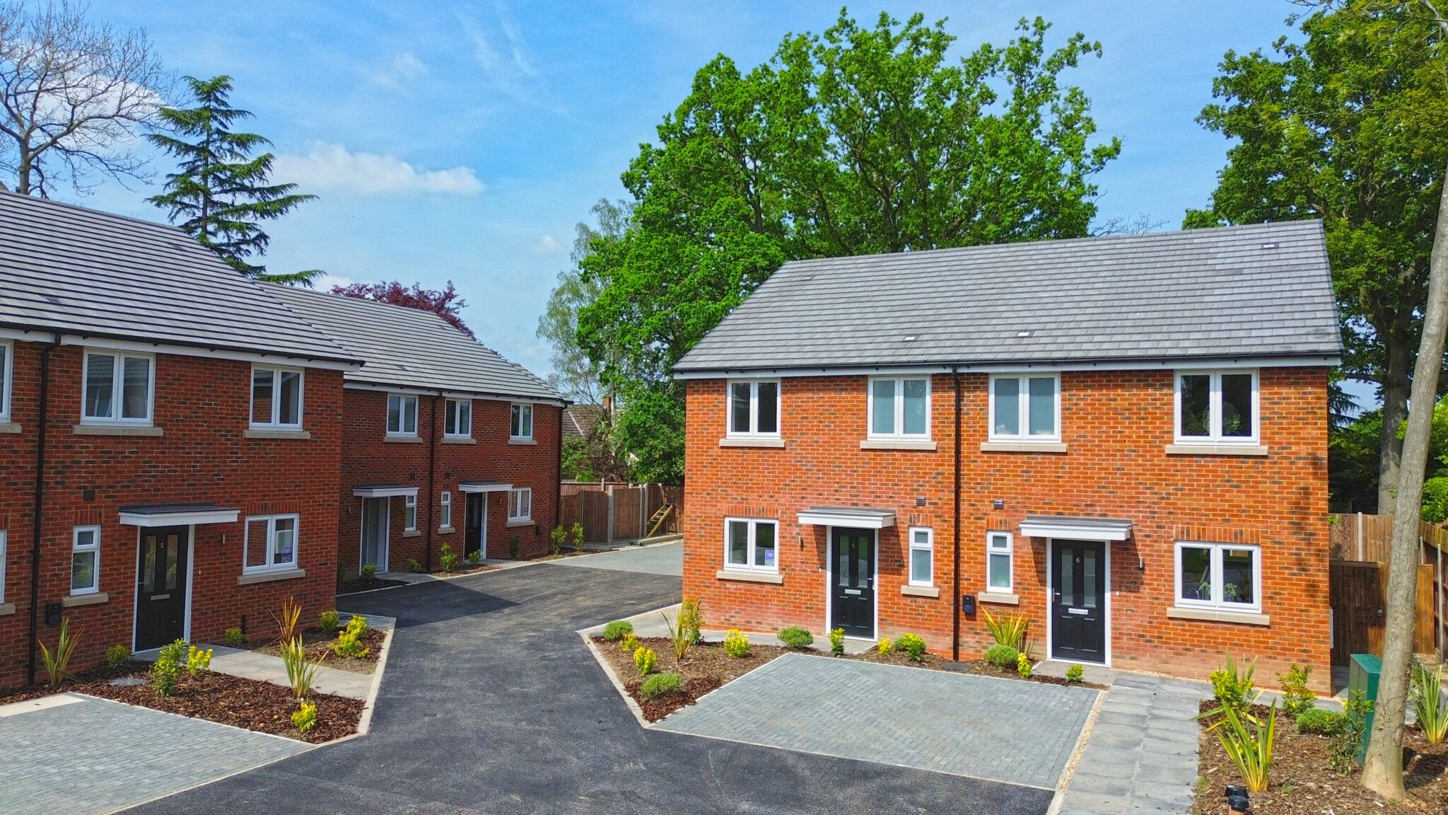 Oakview Gardens, Bricket Wood, AL2