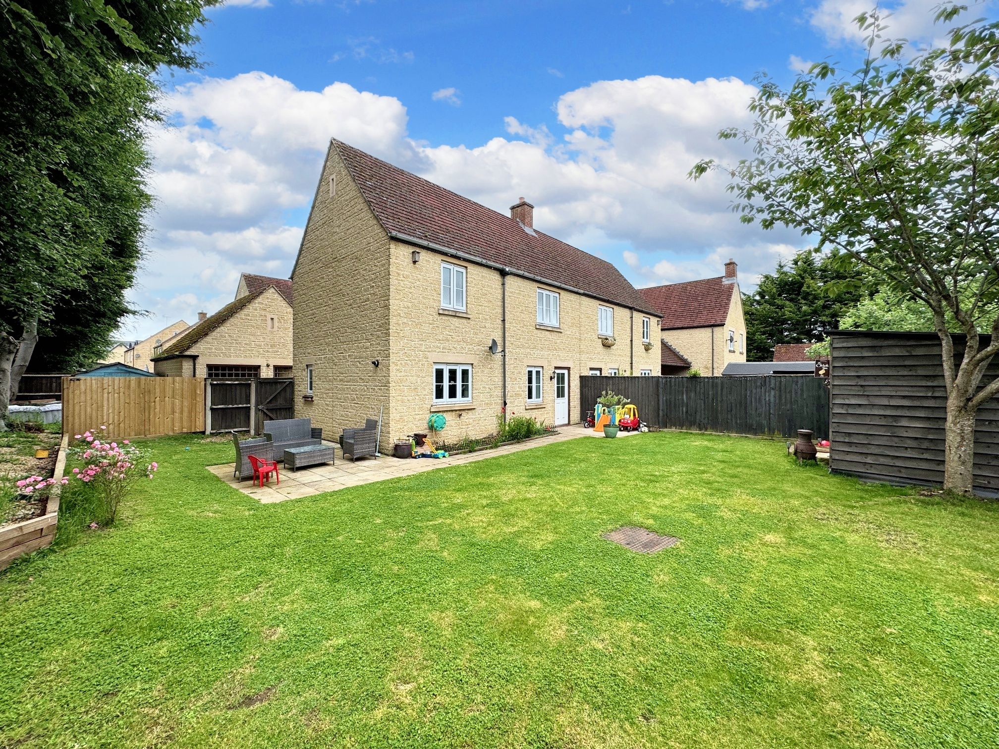 Oxford Close, Kingston Bagpuize, Abingdon, OX13 5FY