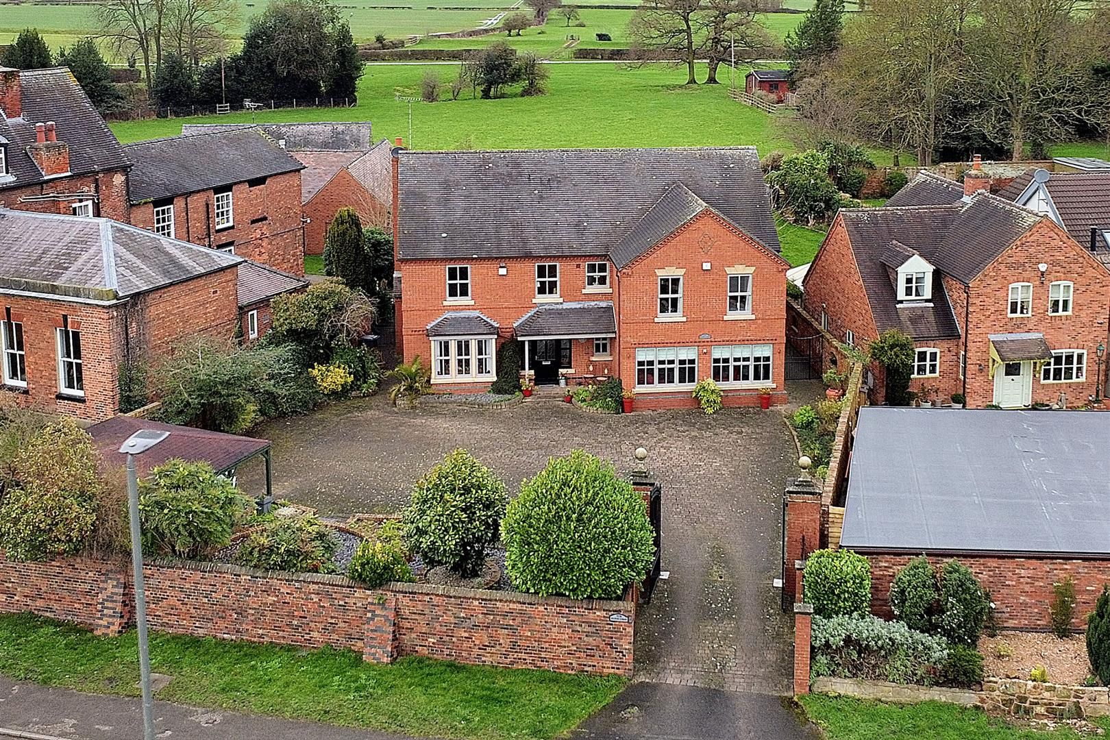 London Road, Shardlow