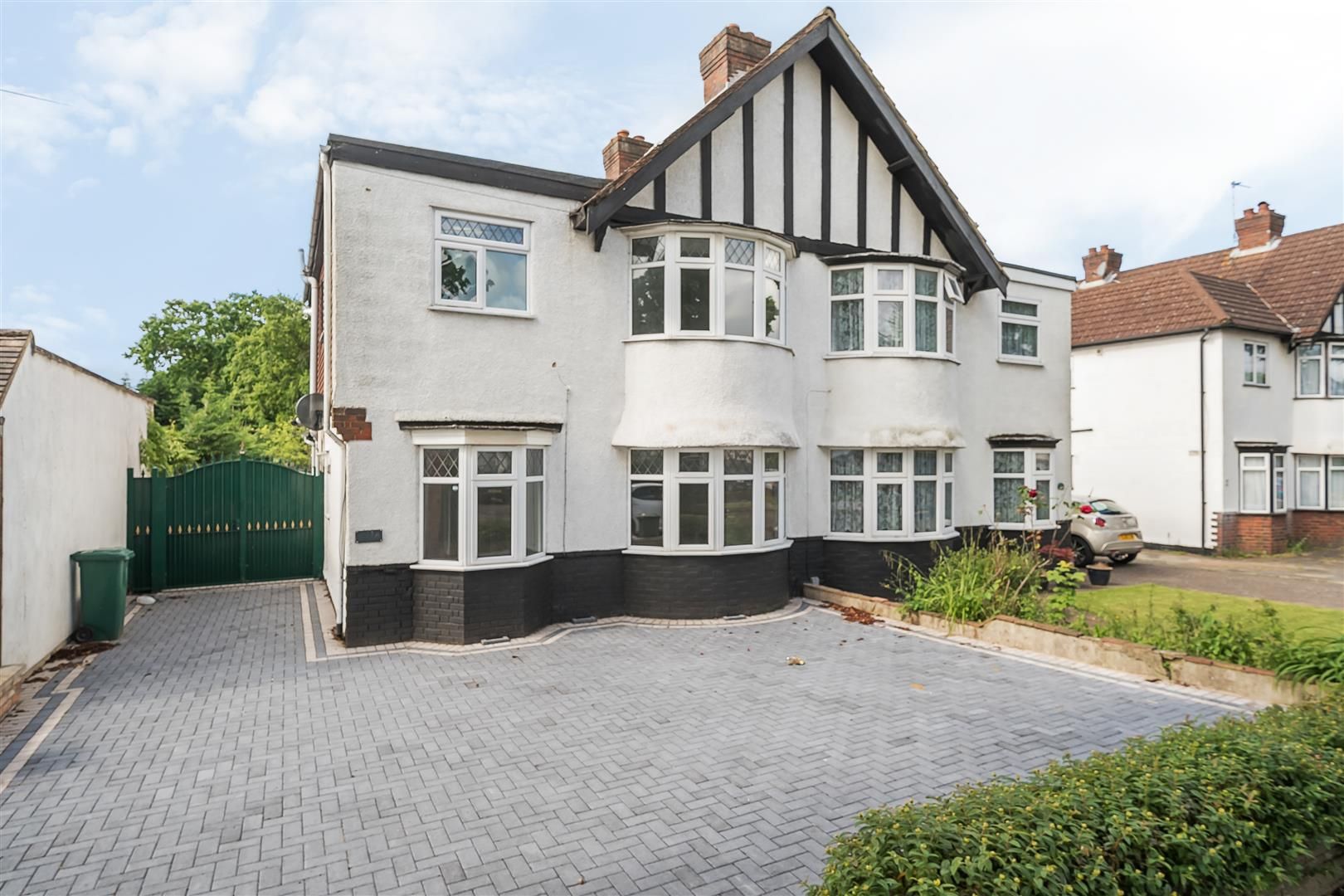 Lakeswood Road, Petts Wood, BR5 1BJ