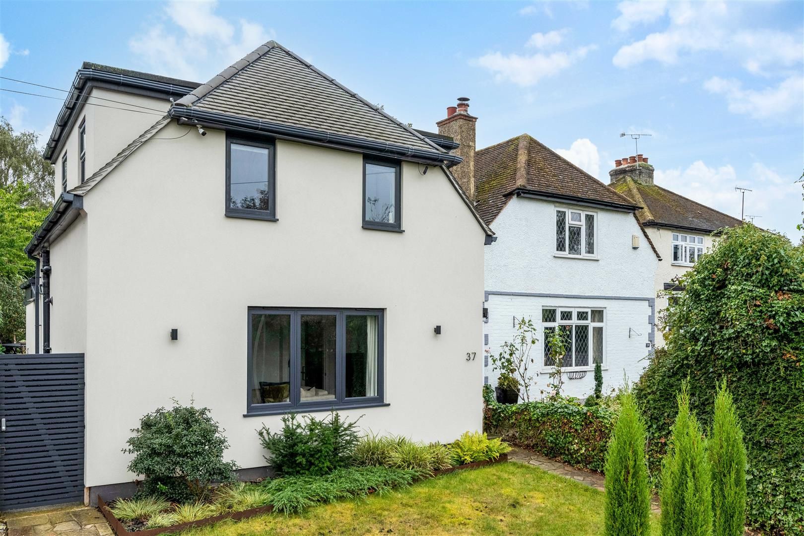 3 bed house for sale in Marion Crescent, Orpington Edmund Estate Agents
