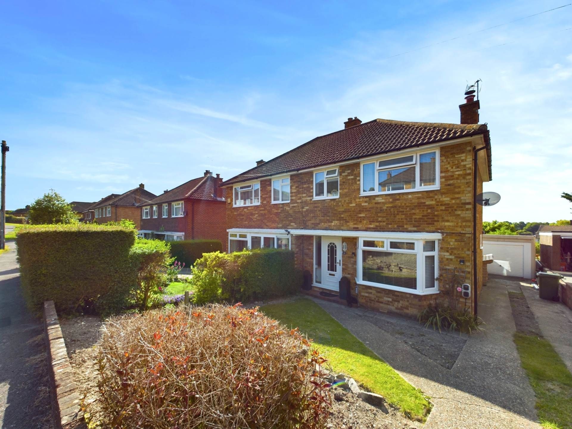 Salisbury Close, Princes Risborough