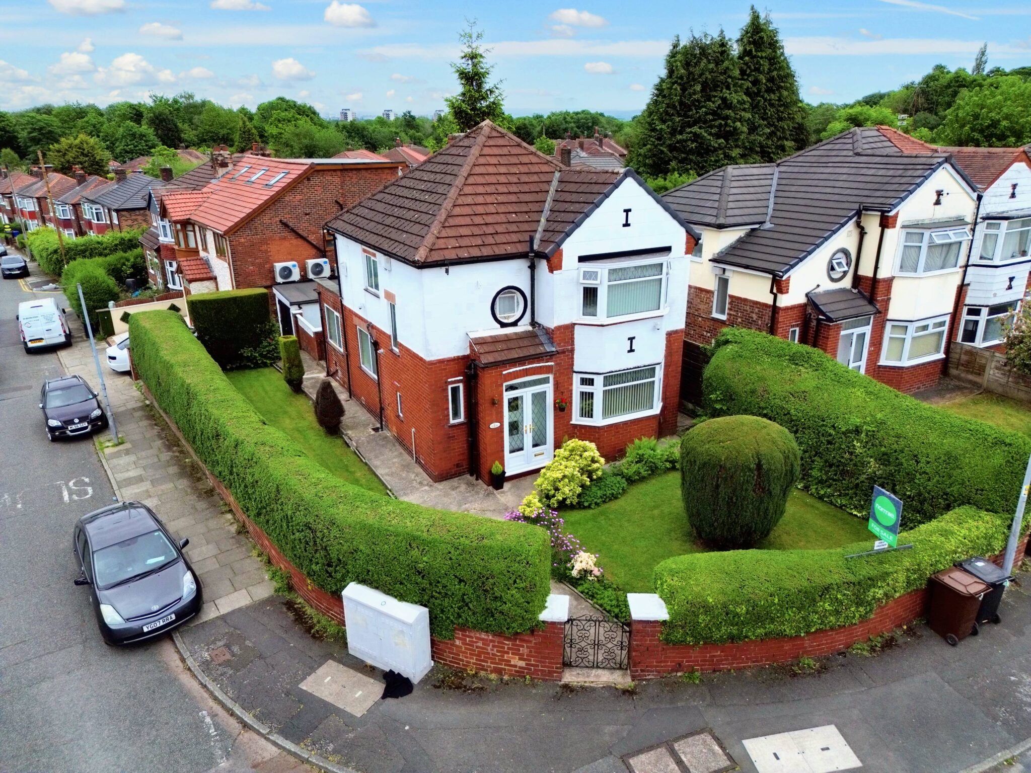 Edenfield Road, Prestwich, M25