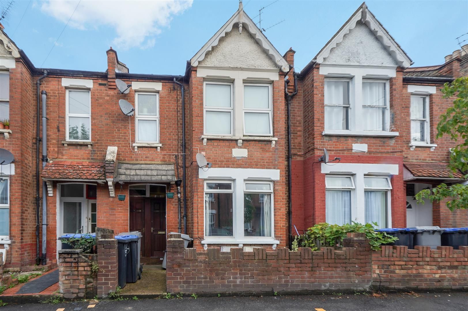 Deacon Road, Willesden, London, NW2 5QH