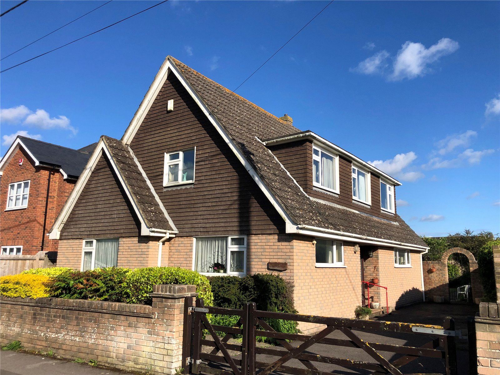 Christchurch Road, New Milton, Hampshire, BH25 6QF