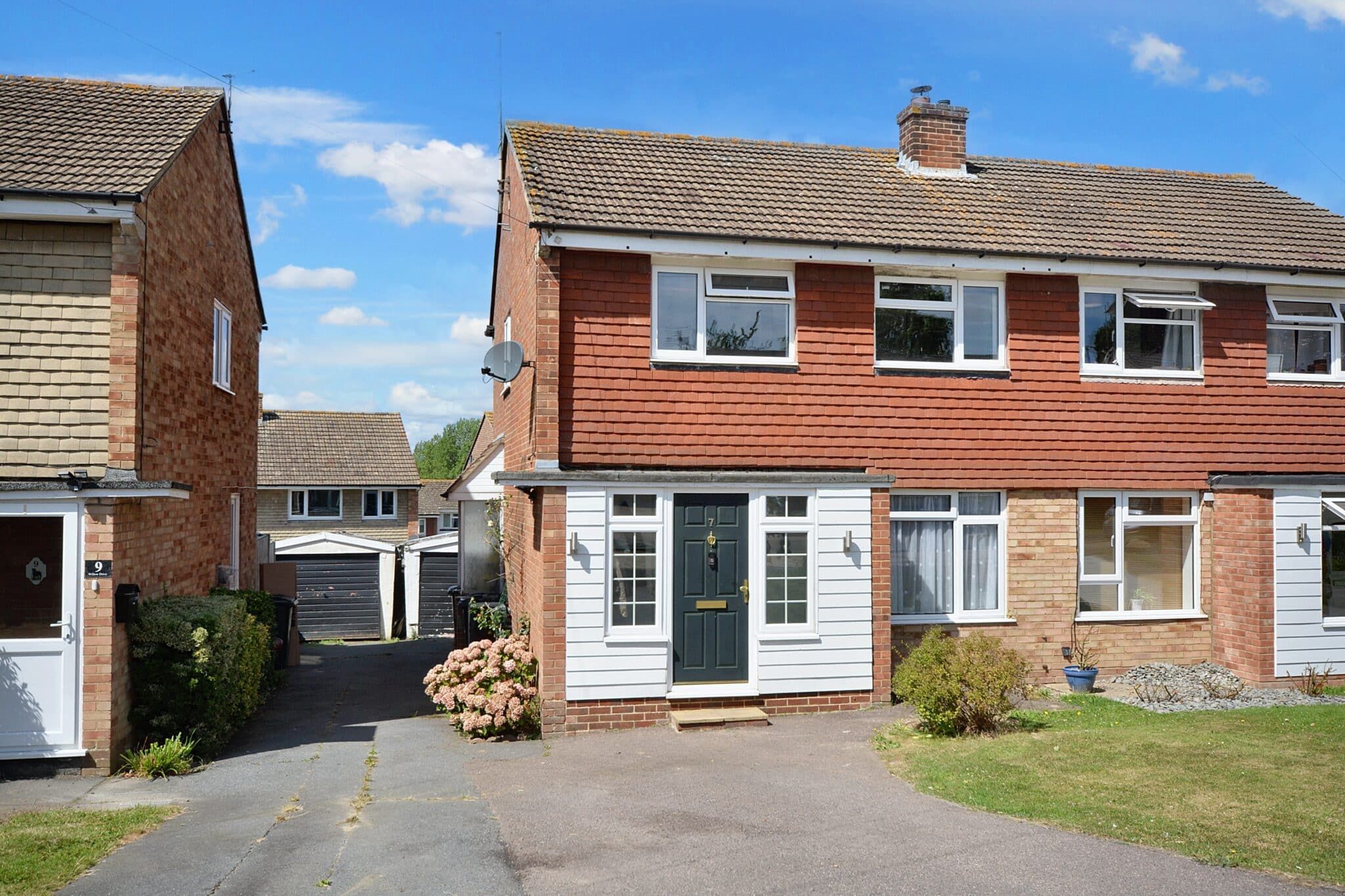 Willow Drive, Hamstreet, Ashford, Ashford, TN26 2HY