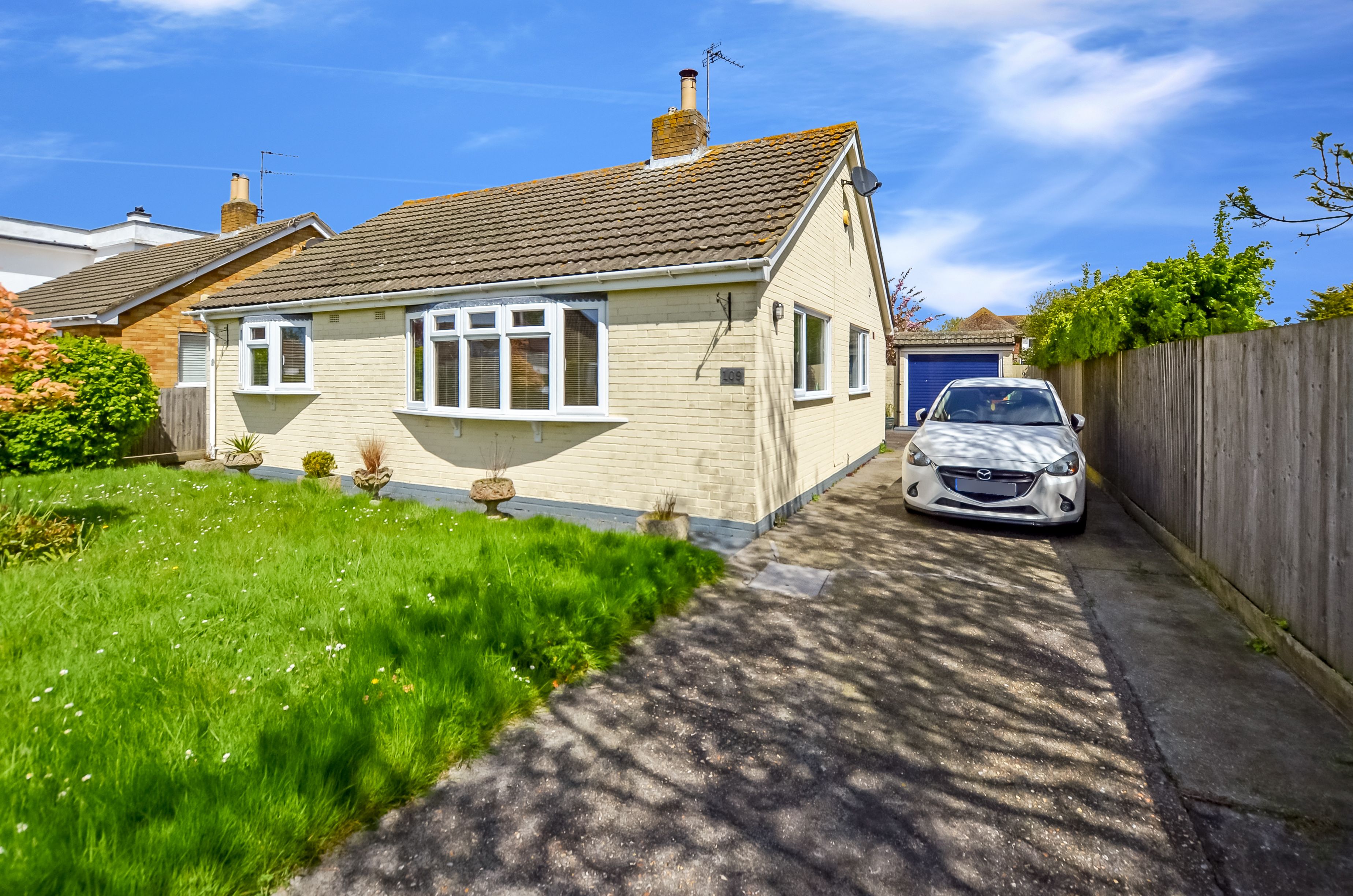 Queens Road, Littlestone, New Romney, New Romney, TN28 8LT