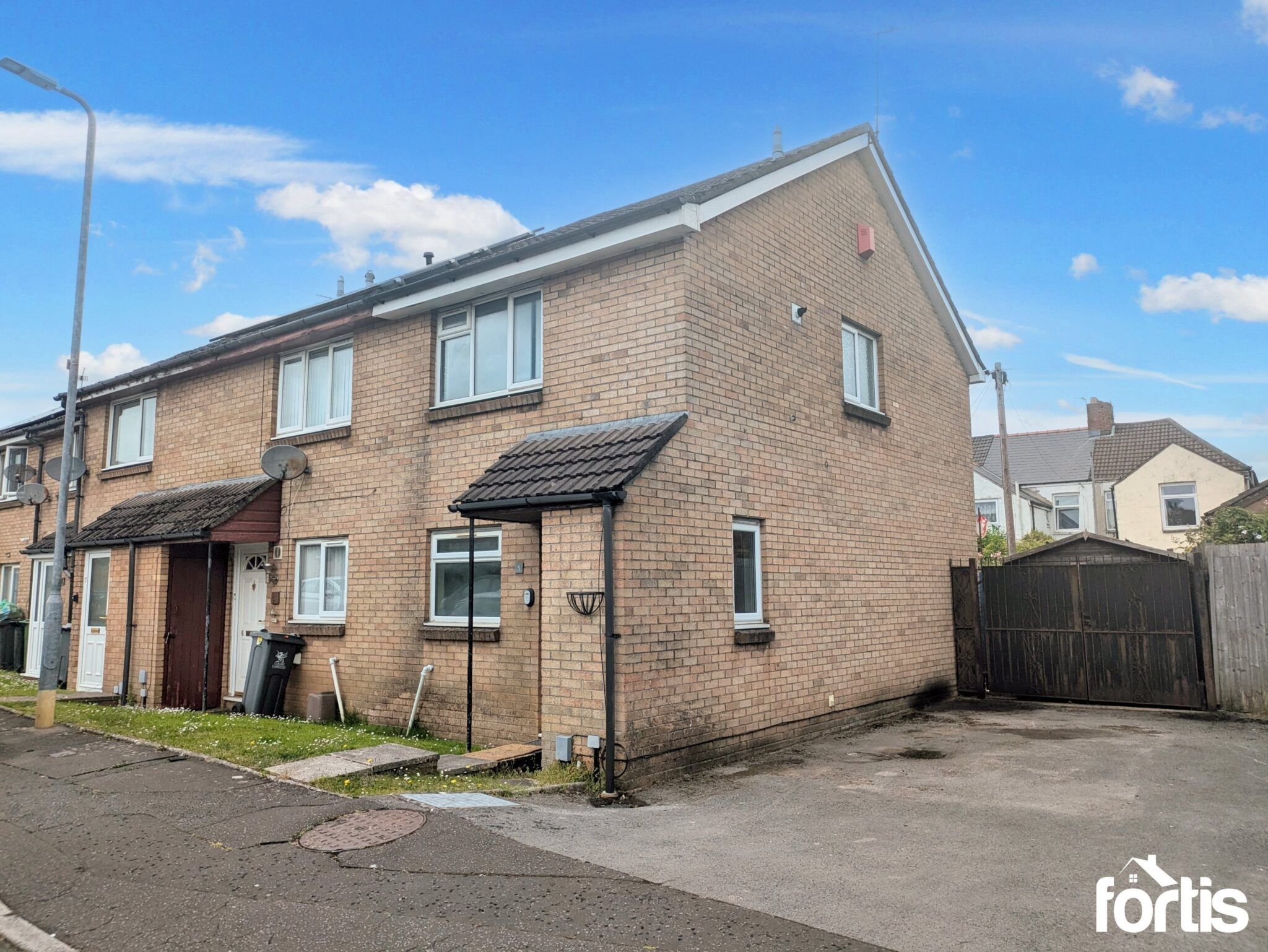 Limeslade Close, Cardiff, CF5 3BD