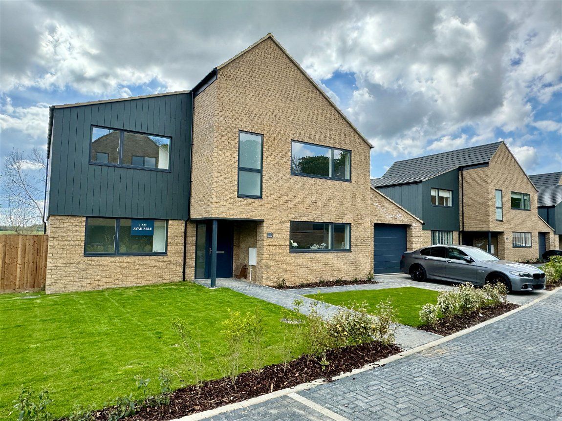 Portholme Place, Huntingdon, Cambs, PE29 3AU