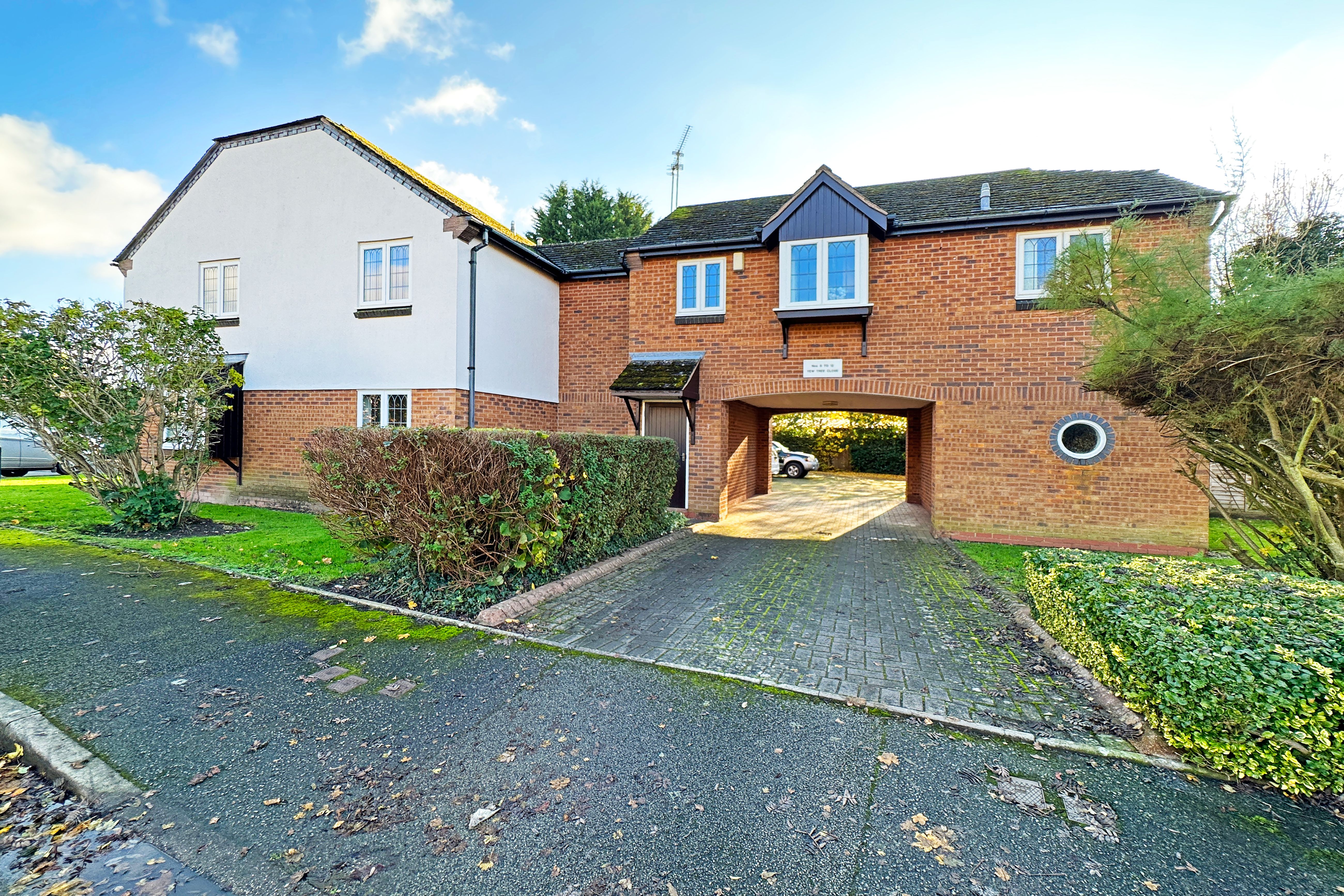 Yew Tree Close, Lapworth, Solihull, Solihull, B94 6NB