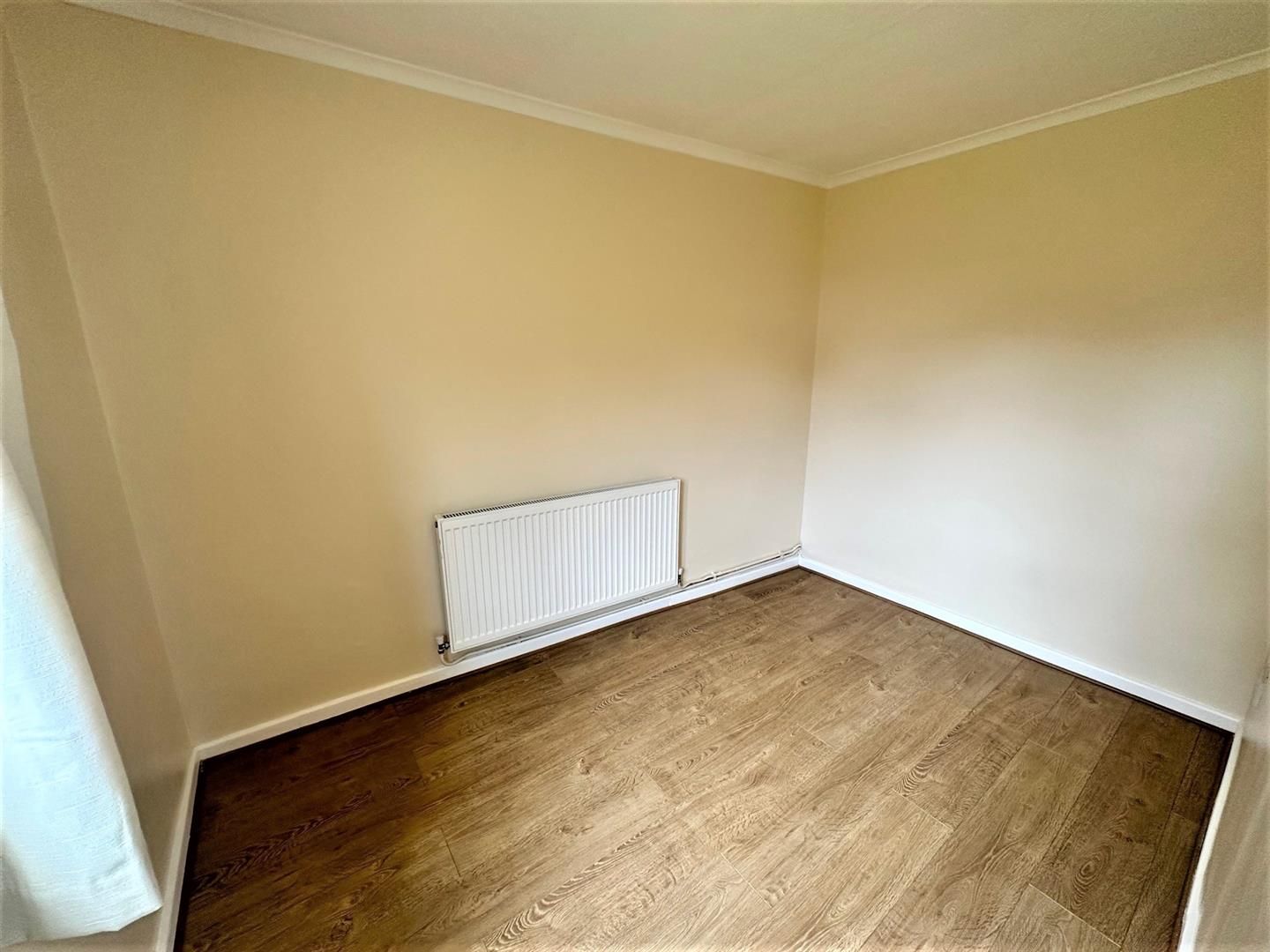 4 bed house to rent in Crest View Drive, Petts Wood Edmund Estate Agents