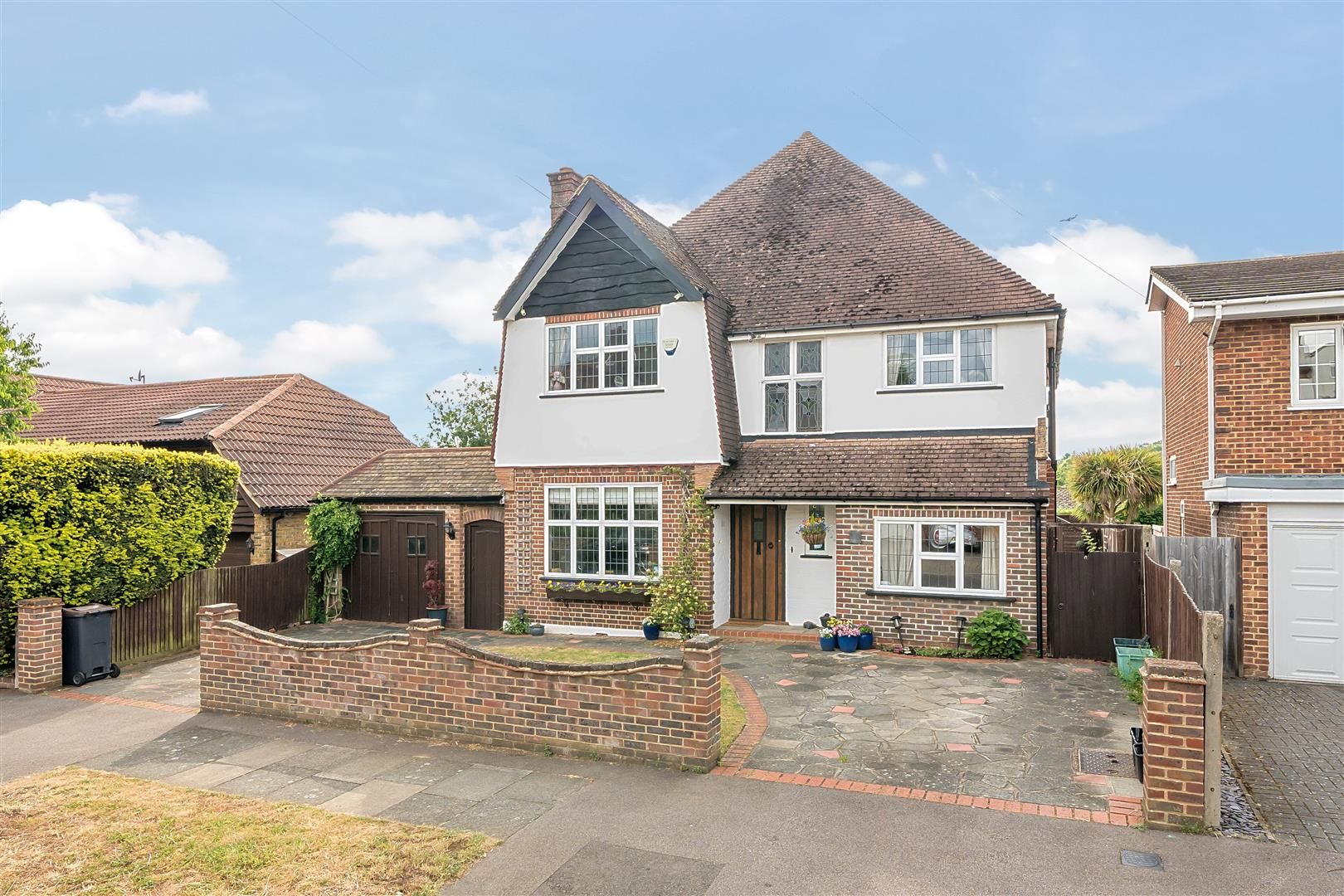 Broxbourne Road, Orpington, Kent, BR6 0AY