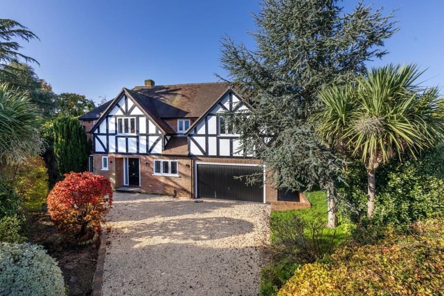 Trotsworth Avenue, Virginia Water, Surrey, GU25 4AN