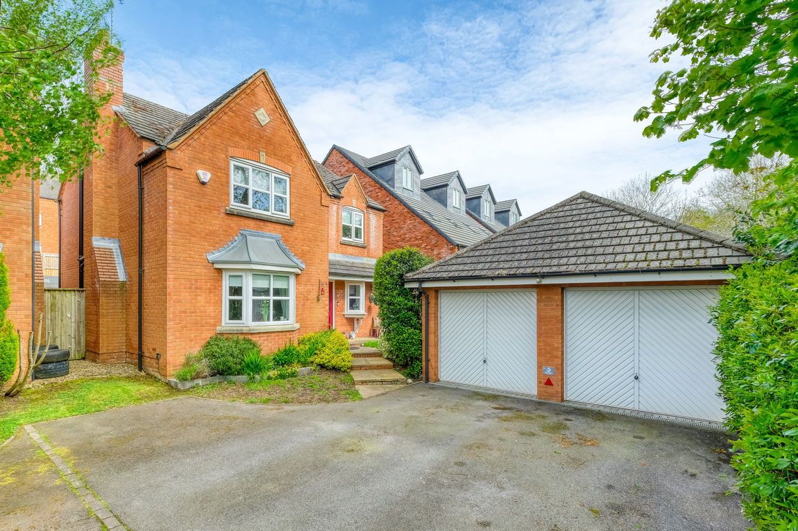 Winterbourne Close, Smallwood, Redditch, B98 7FS