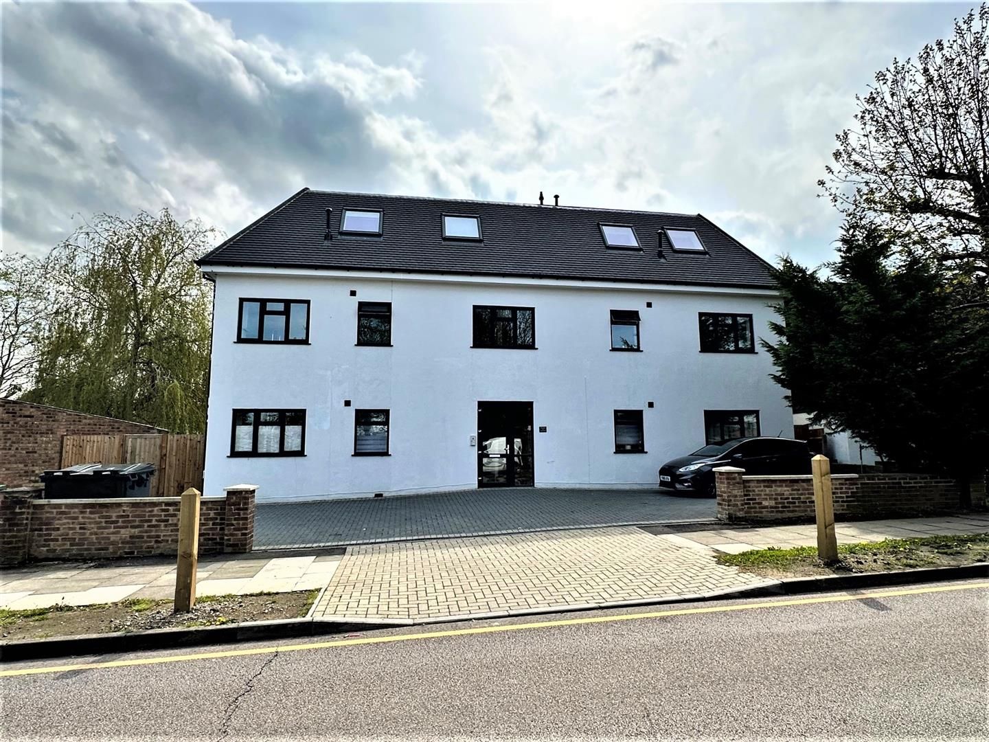 1 bed flat to rent in Lakeswood Road, Petts Wood Edmund Estate Agents