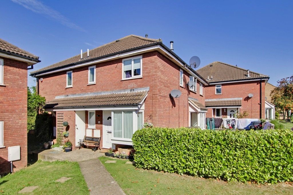 Fallow Drive, Eaton Socon, St. Neots, PE19 8QL