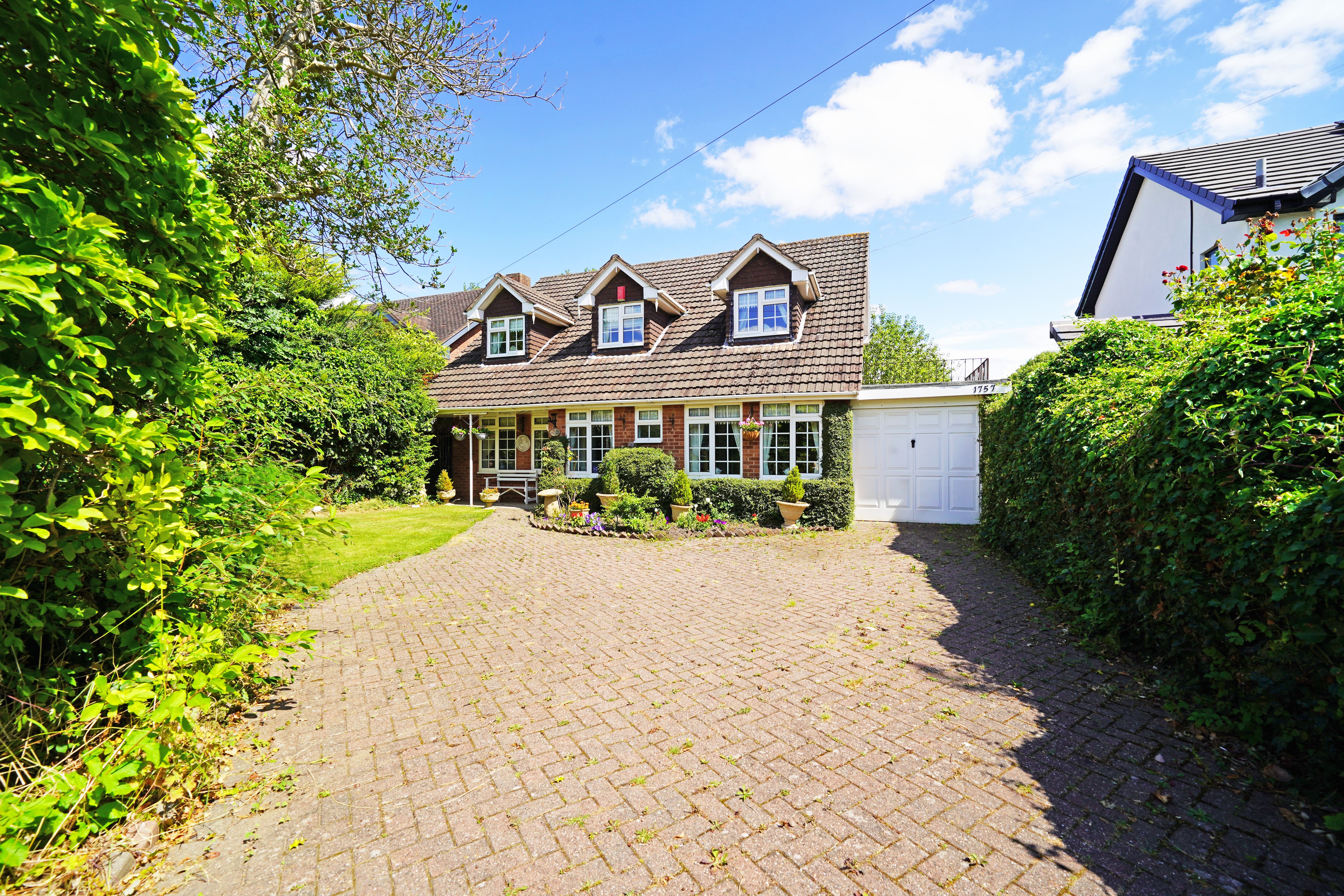 Warwick Road, Knowle, Solihull, Solihull, B93 0LX