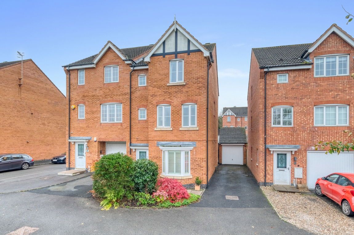 Marlgrove Court, Marlbrook, Bromsgrove, B61 0HE