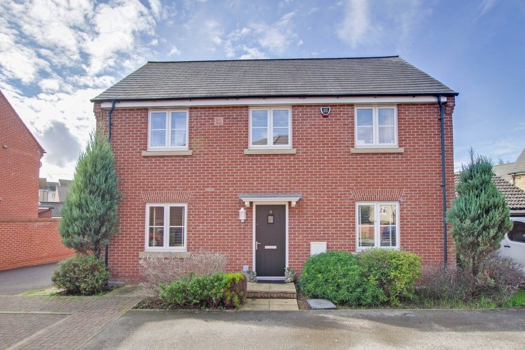 Dixy Close, St. Neots, PE19 6BA