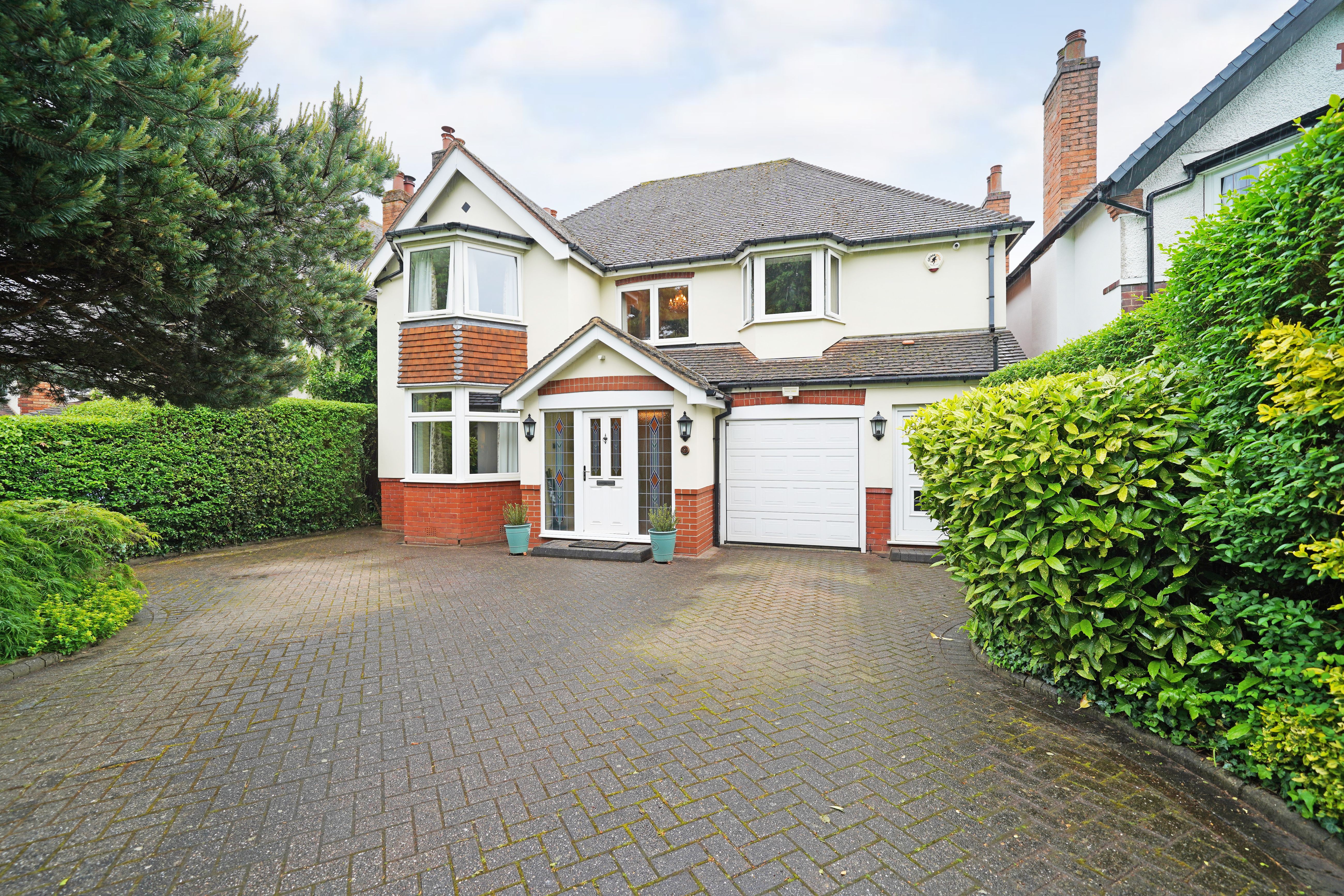 Silhill Hall Road, Solihull, Solihull, B91 1JX