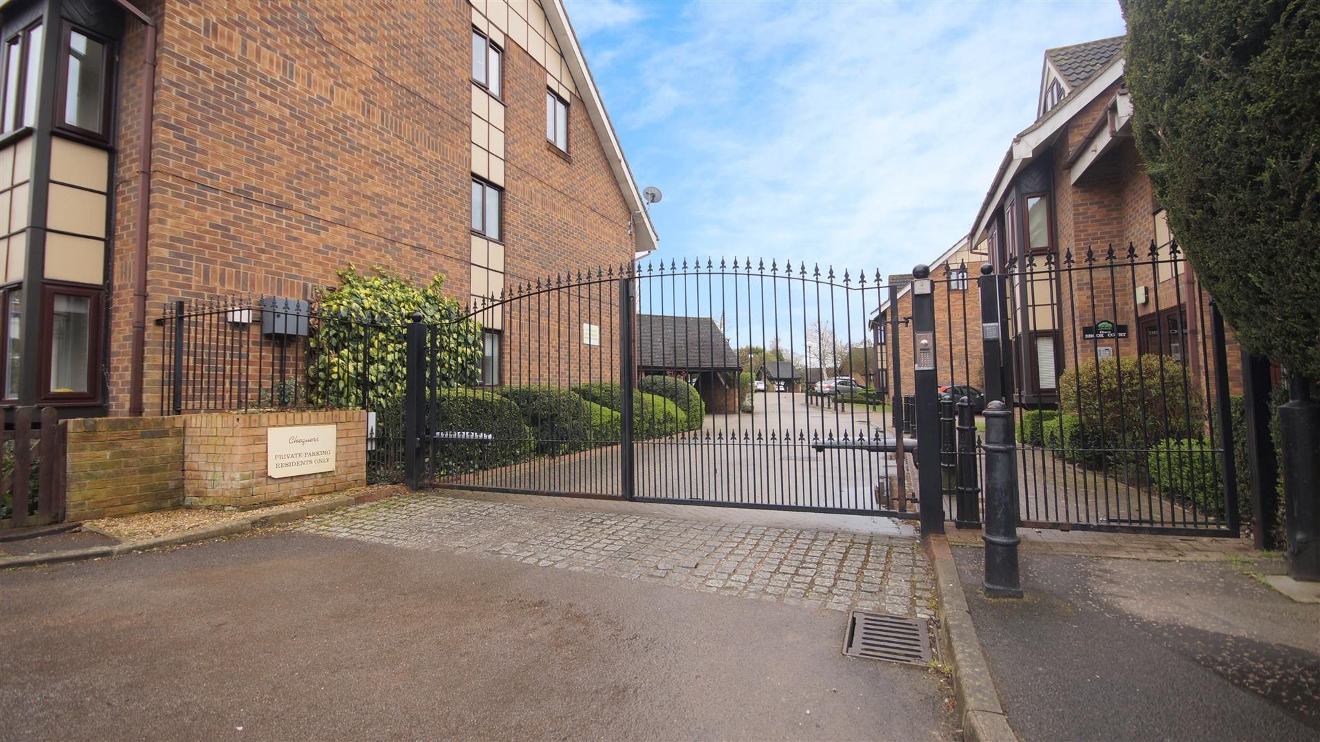 2 bed flat for sale in Connaught Court, The Chequers, Hills Road, Buckhurst Hill Elliott James