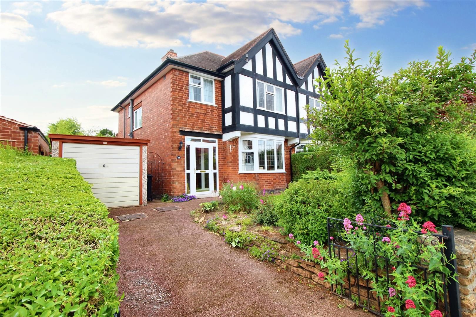 Farm Road, Chilwell, Nottingham, NG9 5BZ