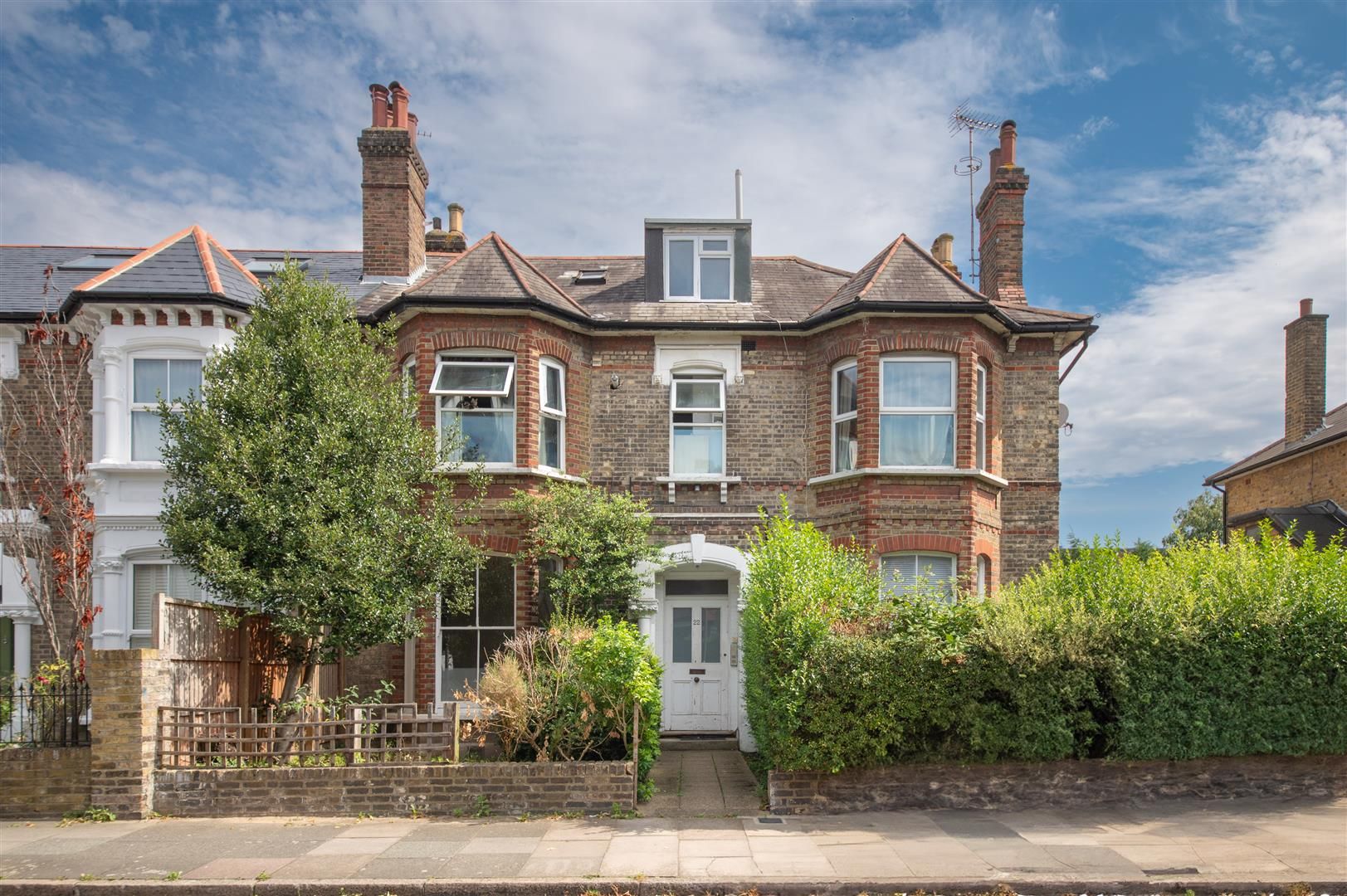 Sunny Gardens Road, Hendon, London, NW4 1RX