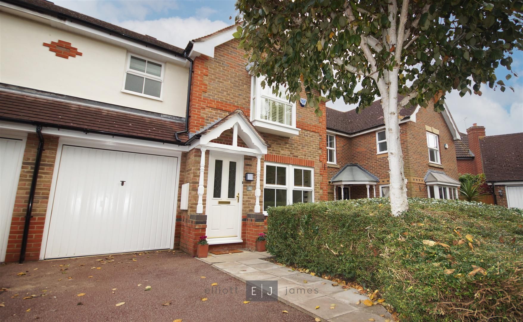Cleves Close, Loughton