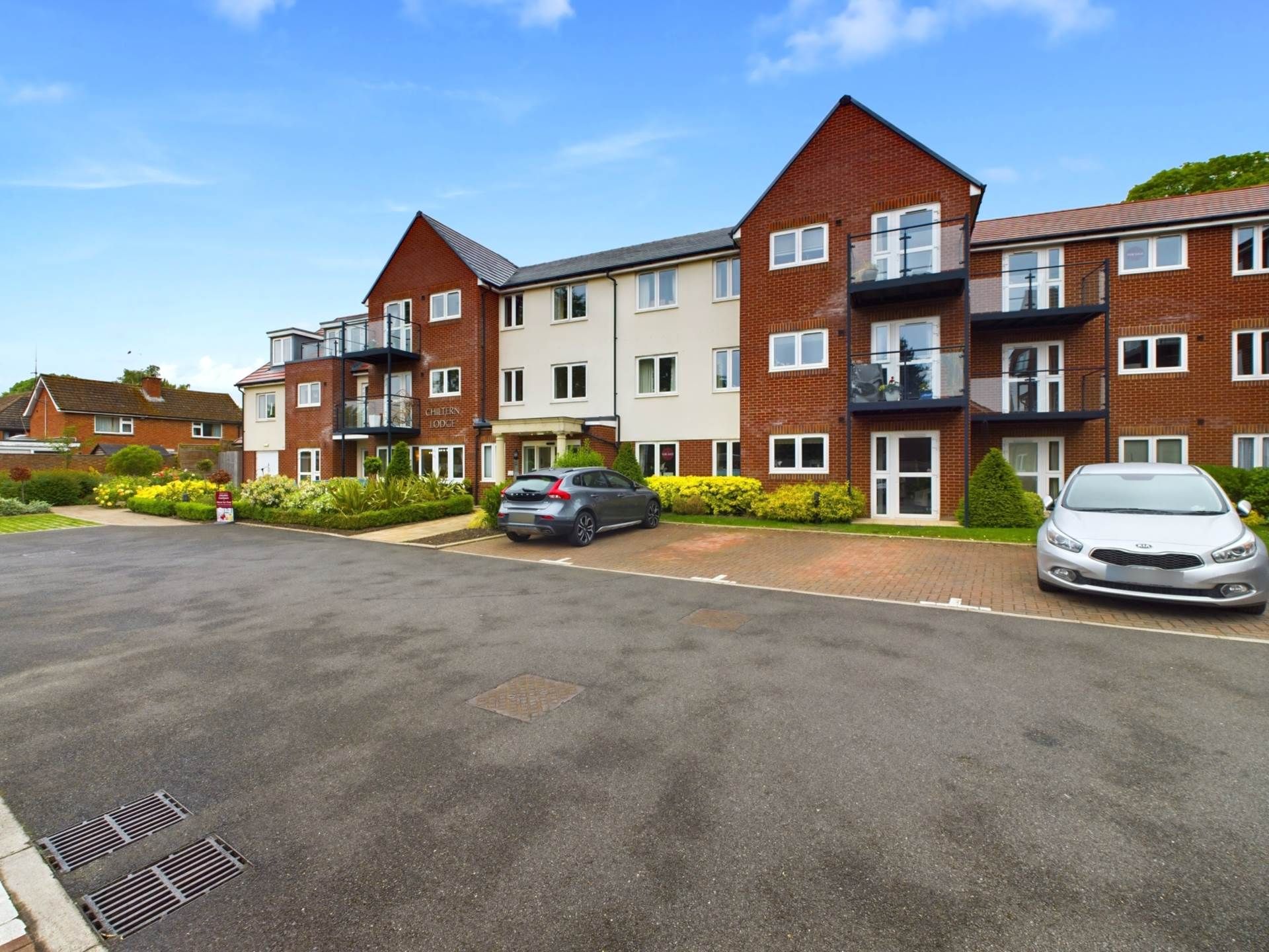 Chiltern Lodge, Princes Risborough &#8211; GROUND FLOOR APARTMENT