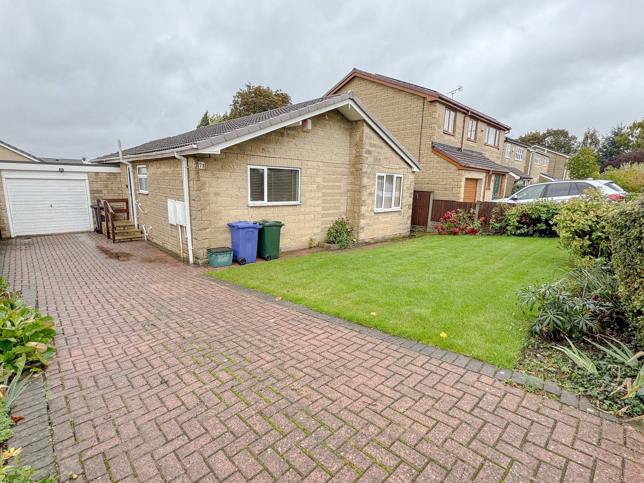 Kempton Park , Cusworth , Doncaster , DN5 8UB