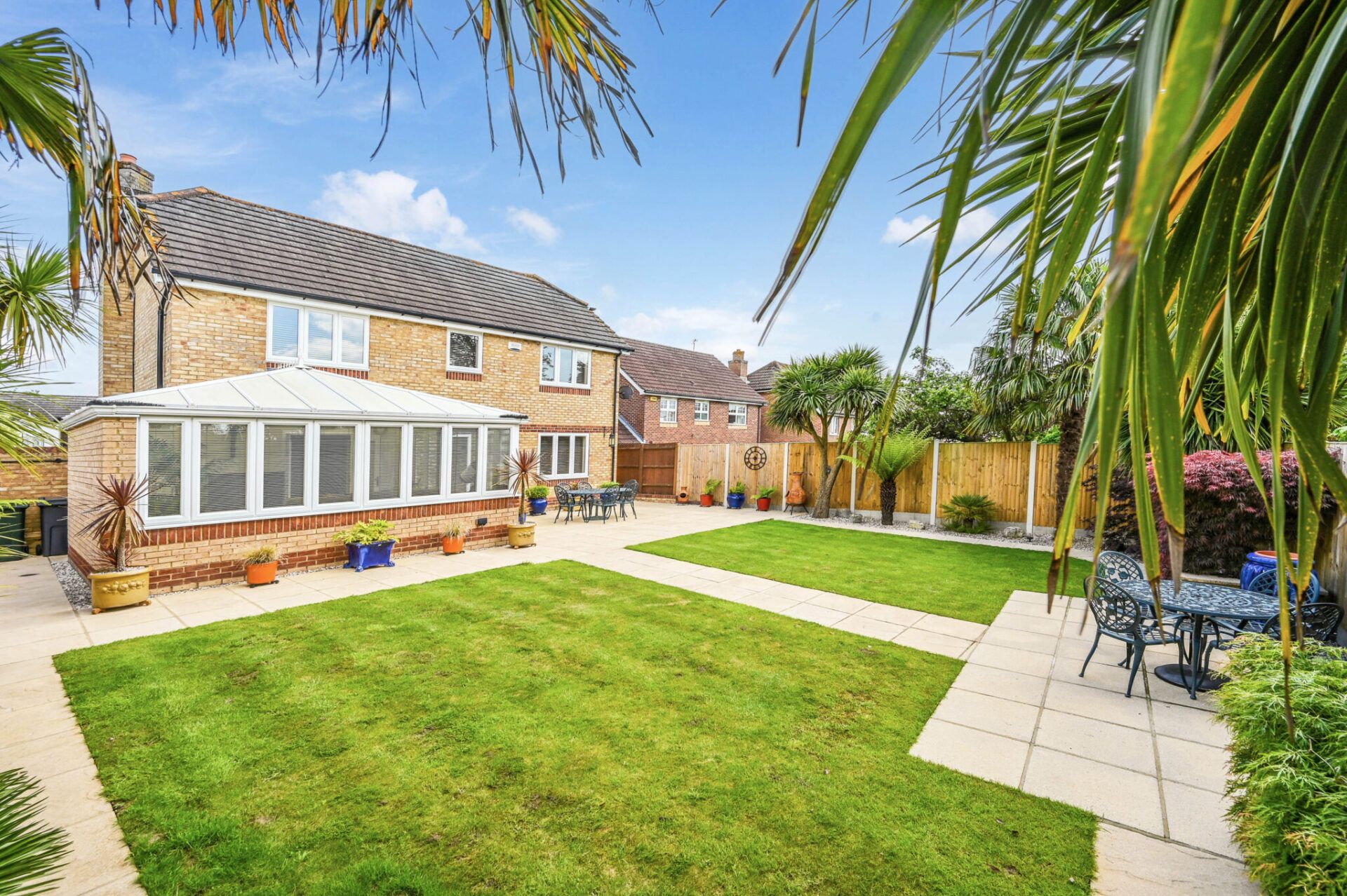 John Newington Close, Kennington, Ashford, Ashford, TN24 9SG