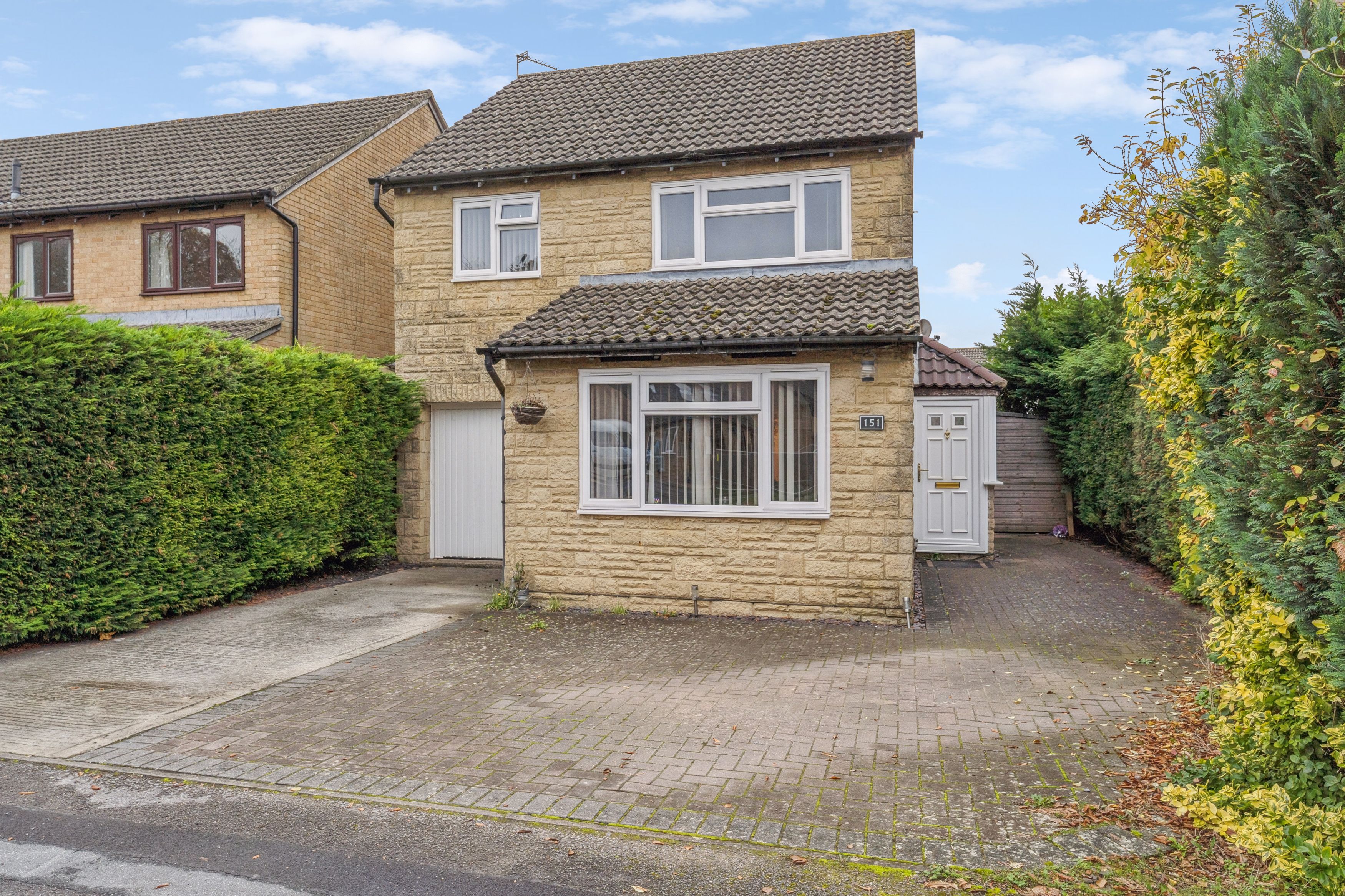 Thorney Leys, Witney, Witney, OX28 5NS