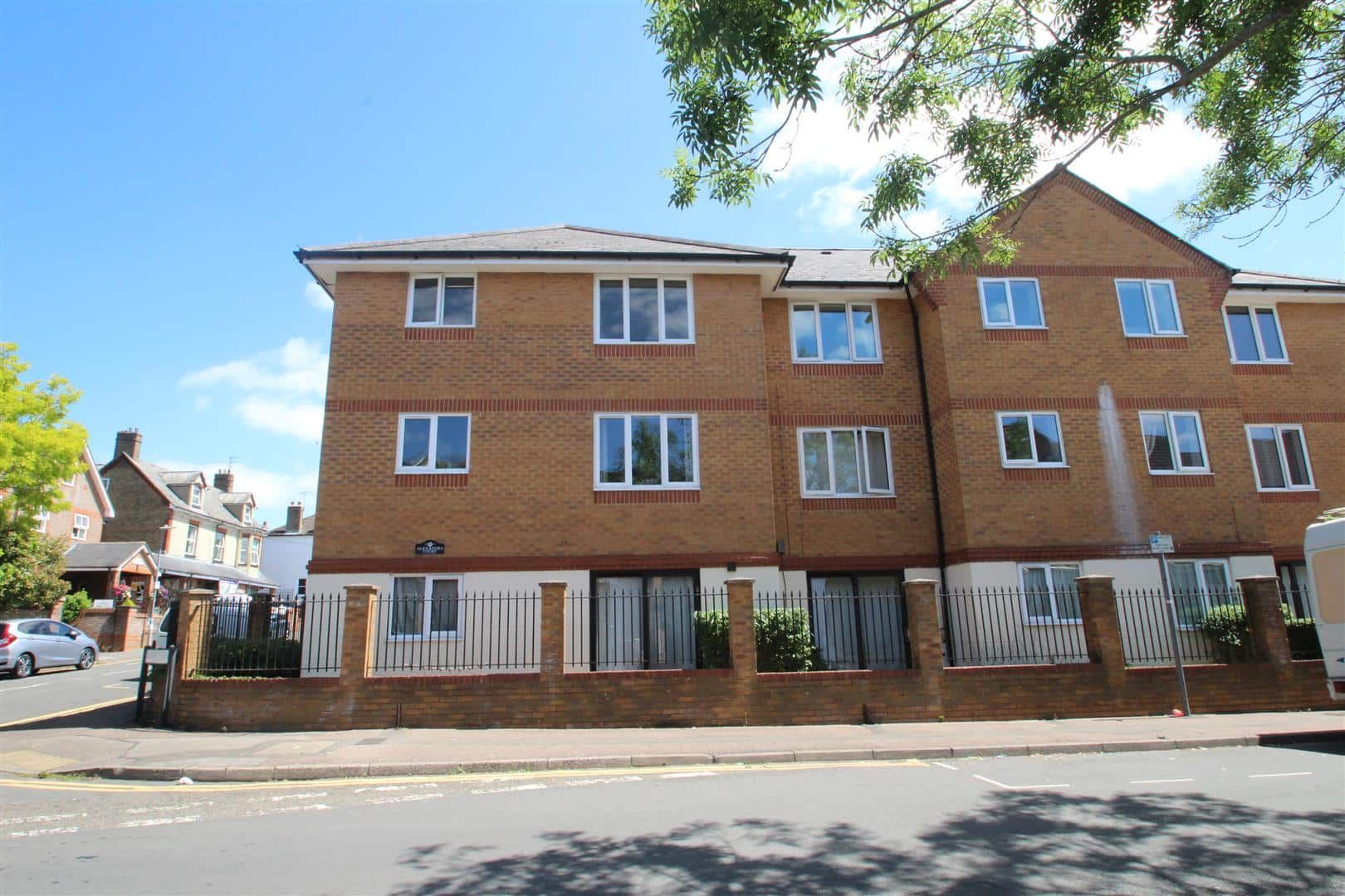 Alexandra Court, Alexandra Road, Hemel Hempstead, Herts, HP2 5XG