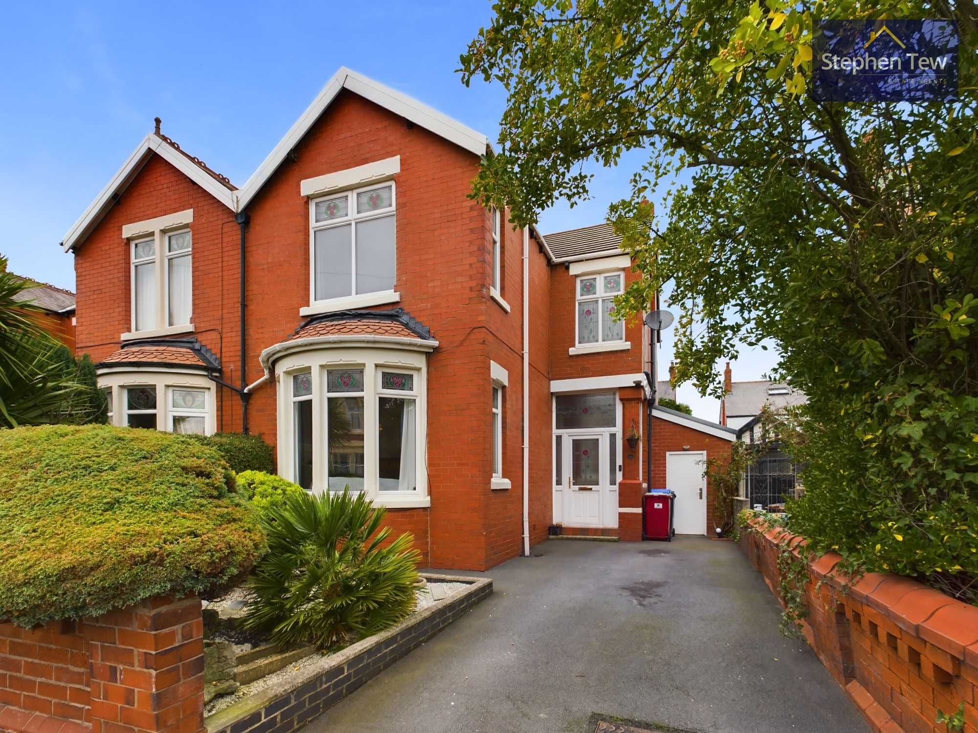 St. Vincent Avenue, Blackpool, Blackpool, FY1 6RT