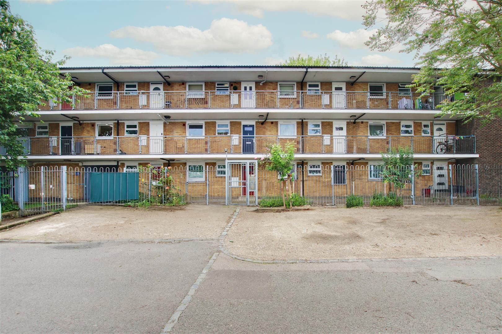 Ramney Drive, Enfield, EN3 6DU