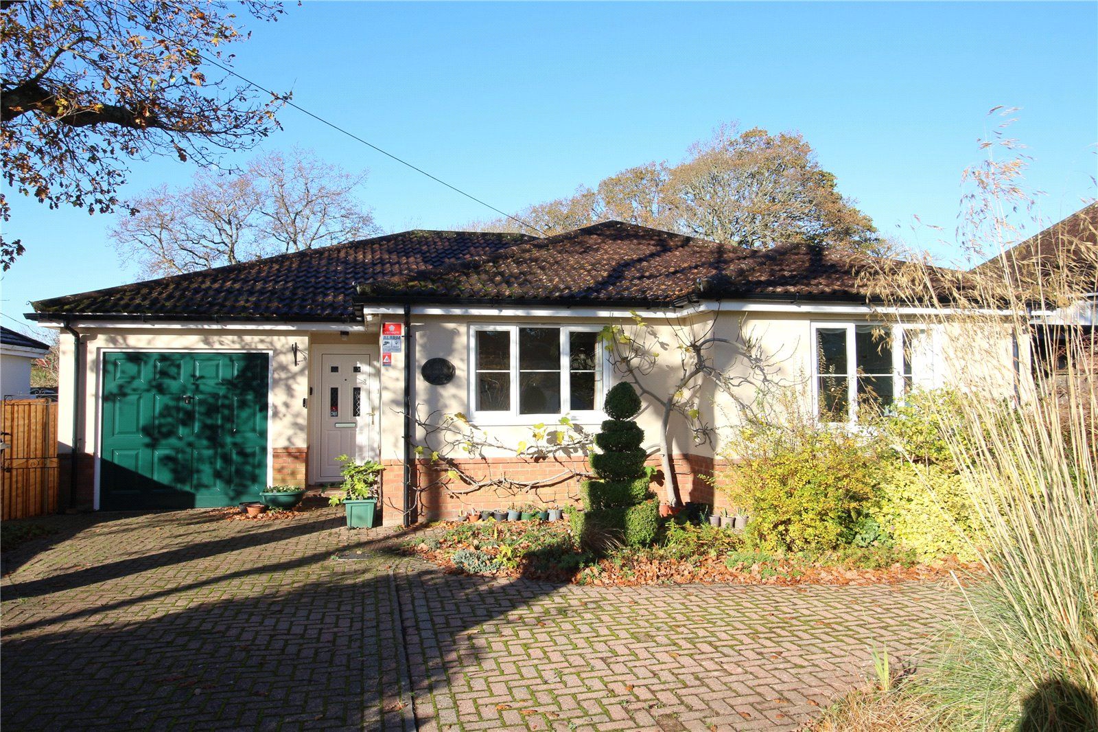 Oakwood Avenue, New Milton, Hampshire, BH25 5DZ