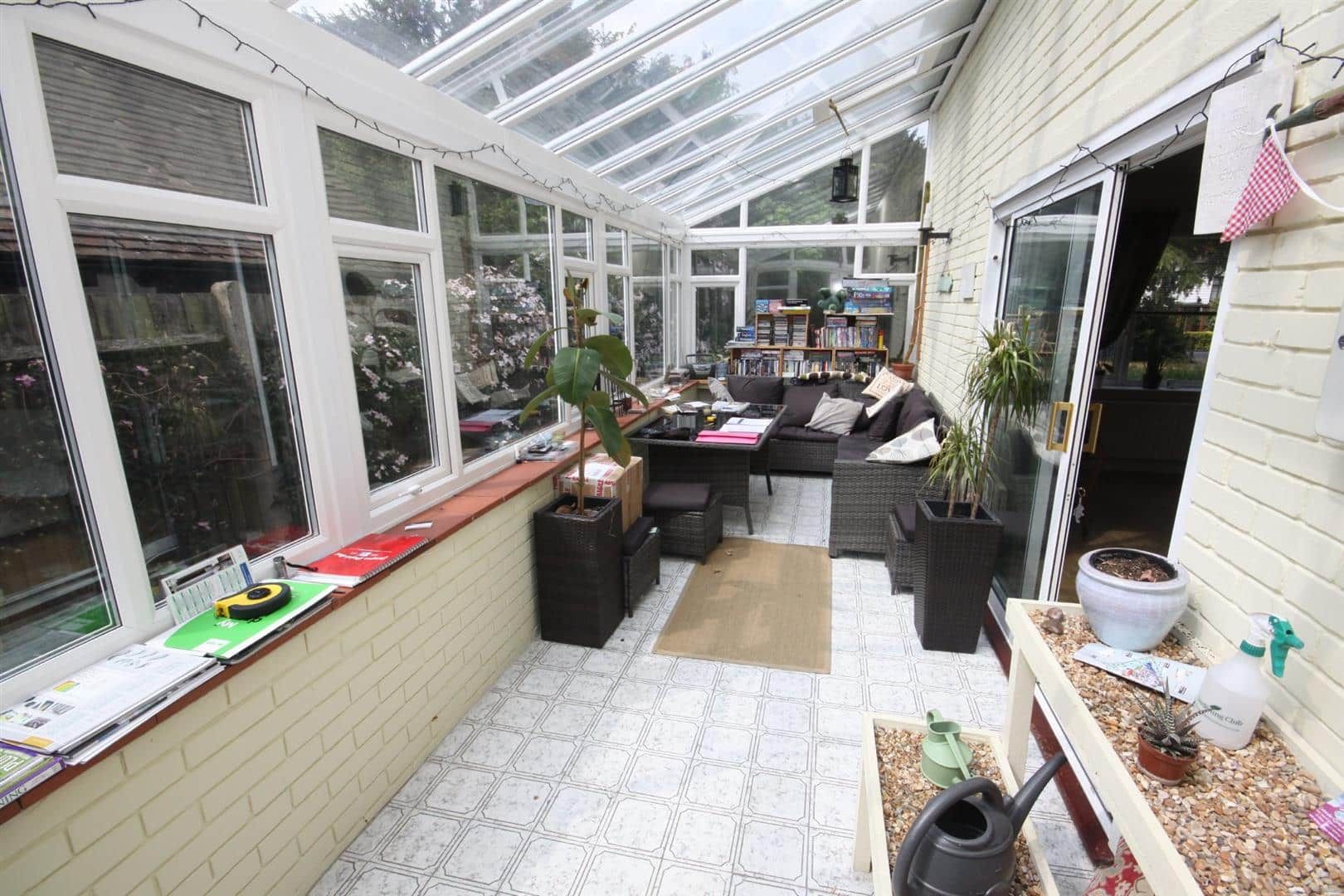 4 bed detached house to rent in Pines Road, Bromley Edmund Estate Agents