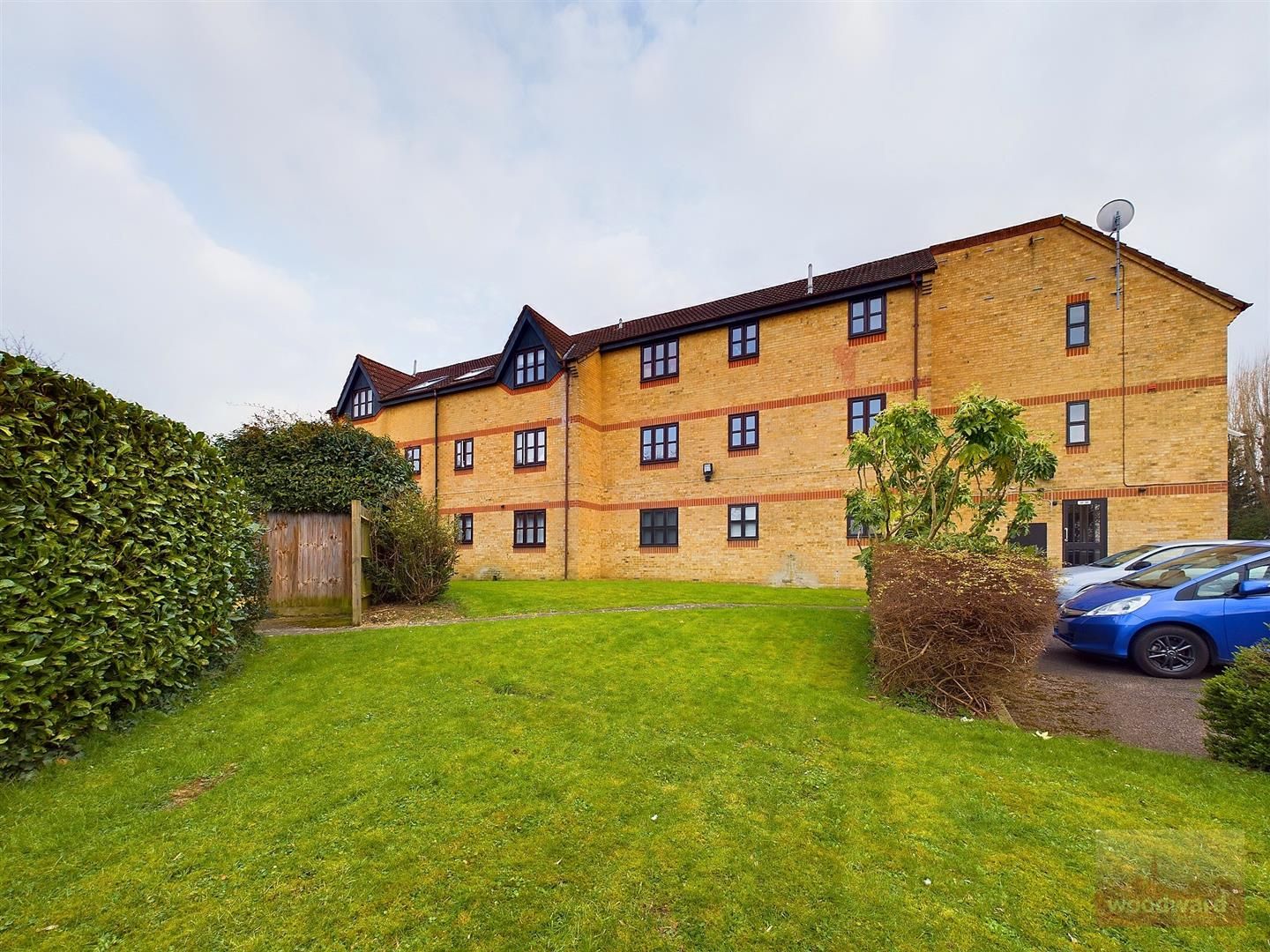 Lodgehill Park Close, Harrow, Middlesex, HA2 0PD